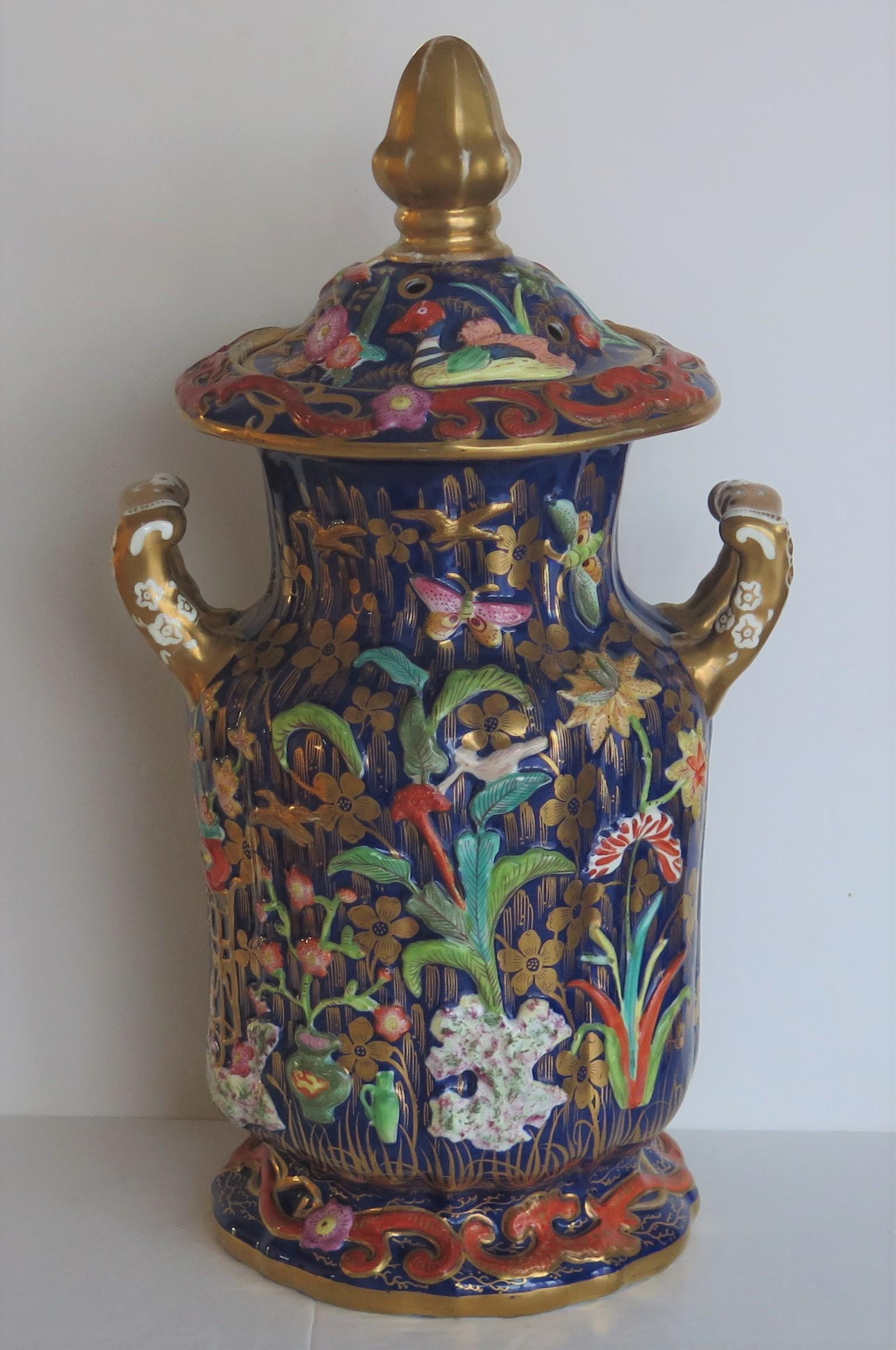 Large Masons Ironstone Covered Vase with very rare Relief Motifs, Circa 1825 For Sale 1
