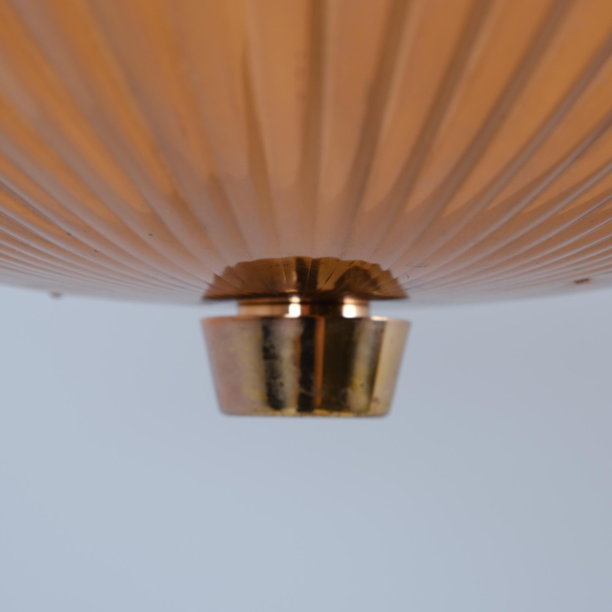 Ciondolo da soffitto in rame con conchiglia marina di Paavo Tynell, molto raro e di grandi dimensioni, Idman, 1950 in vendita 1