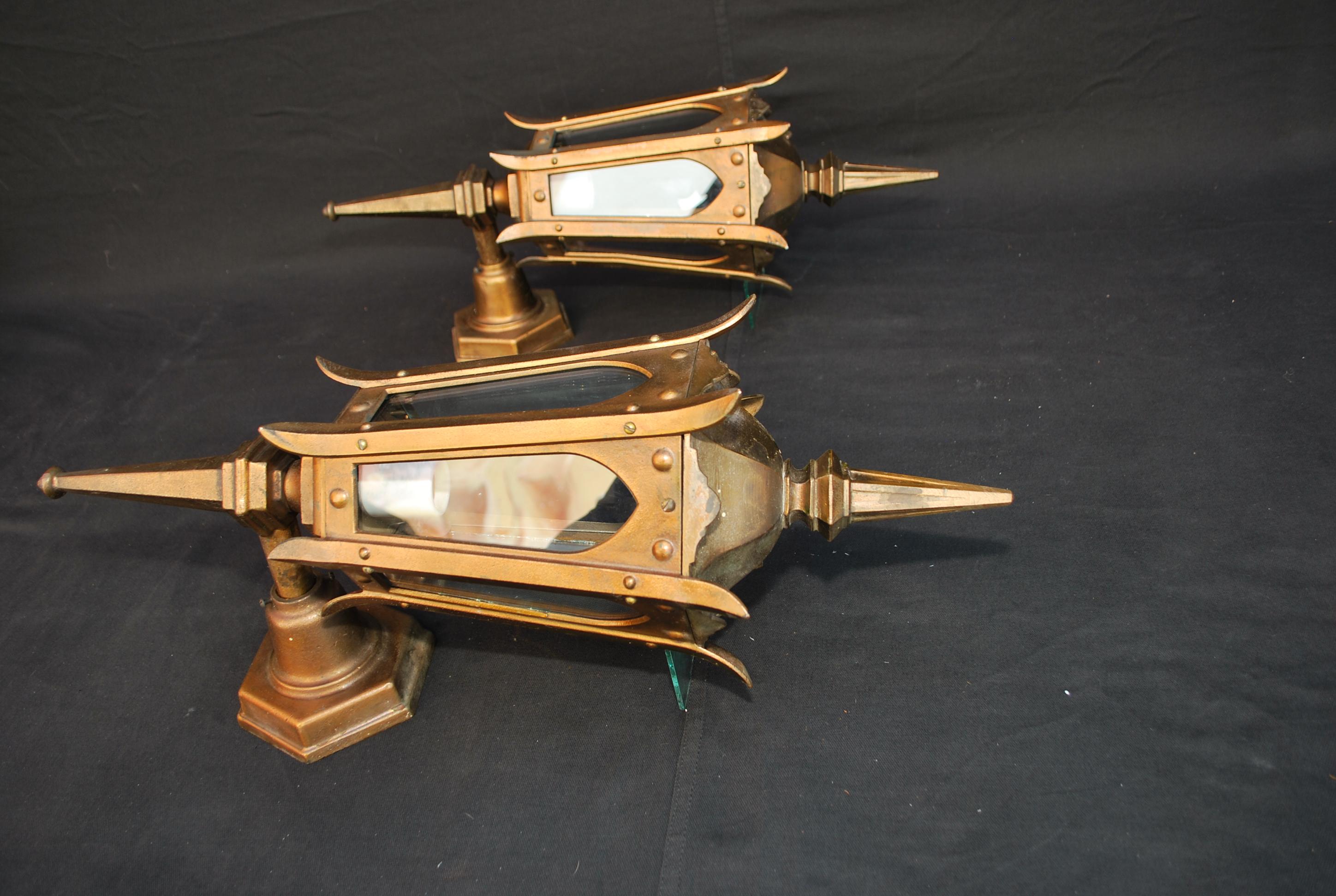 Very Rare Large Pair of 1920s Bronze Outdoor/Indoor Sconces In Good Condition In Los Angeles, CA