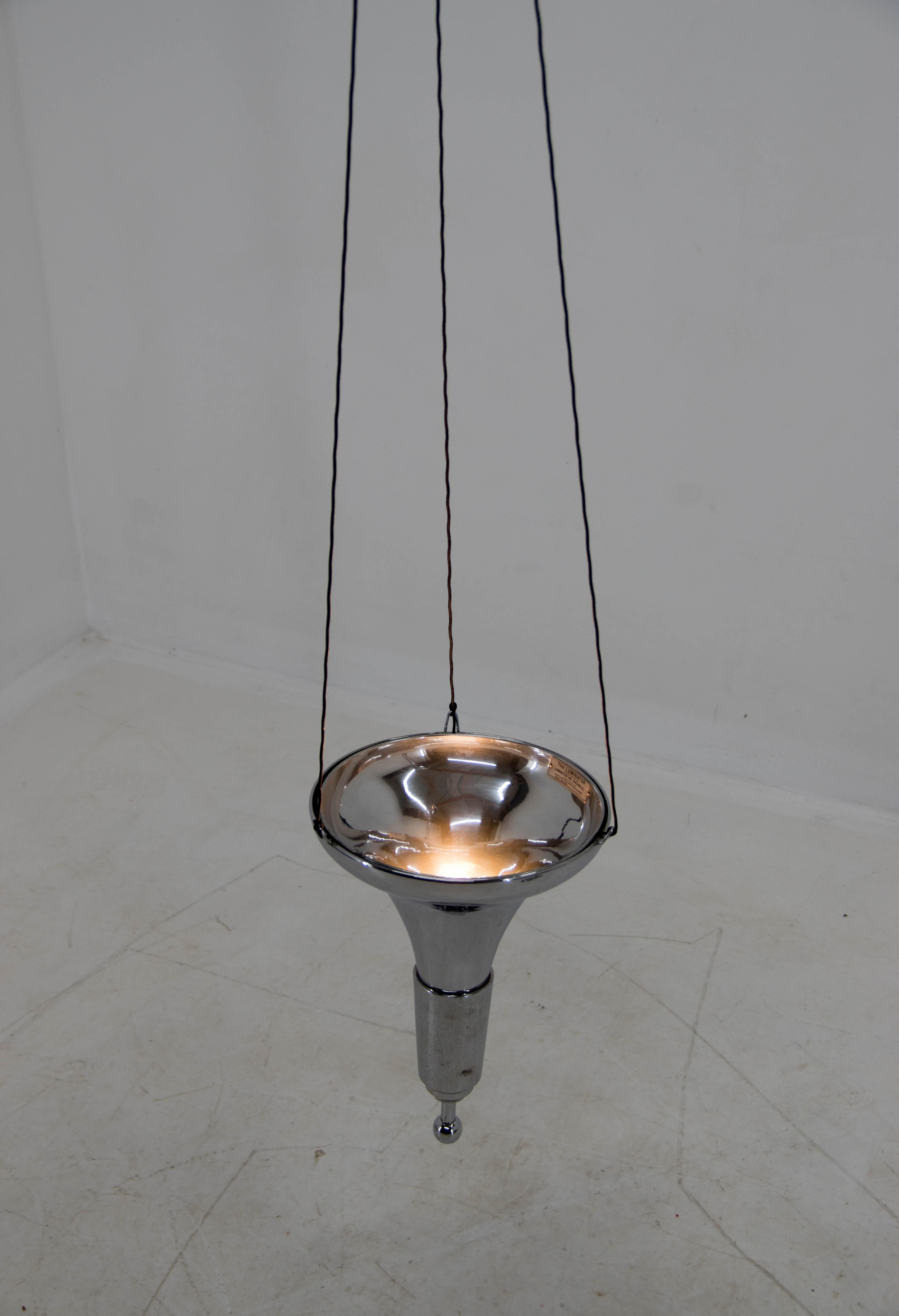 Très rare pendentif Luminator, années 1930 Bon état - En vente à Praha, CZ