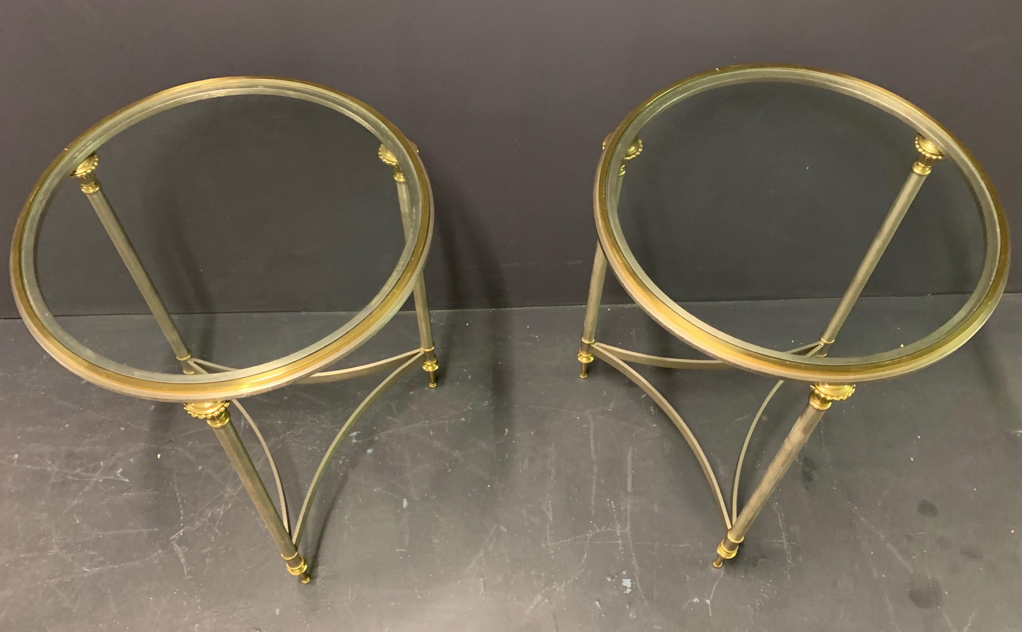Très rare paire de tables d'appoint ou de chevet de la Maison Charles Bon état - En vente à Munich, DE