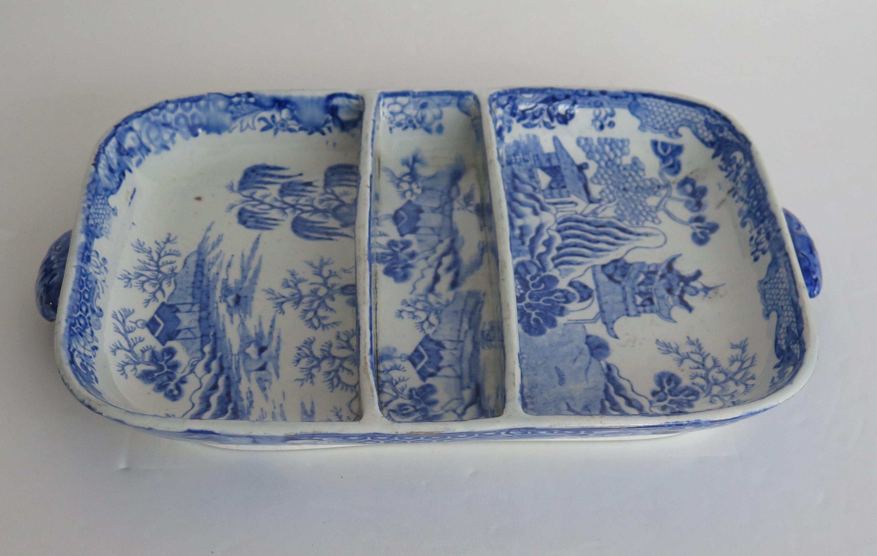 Very Rare Masons Ironstone Serving Platter & four Dishes Turner Willow, Ca 1820 In Good Condition In Lincoln, Lincolnshire