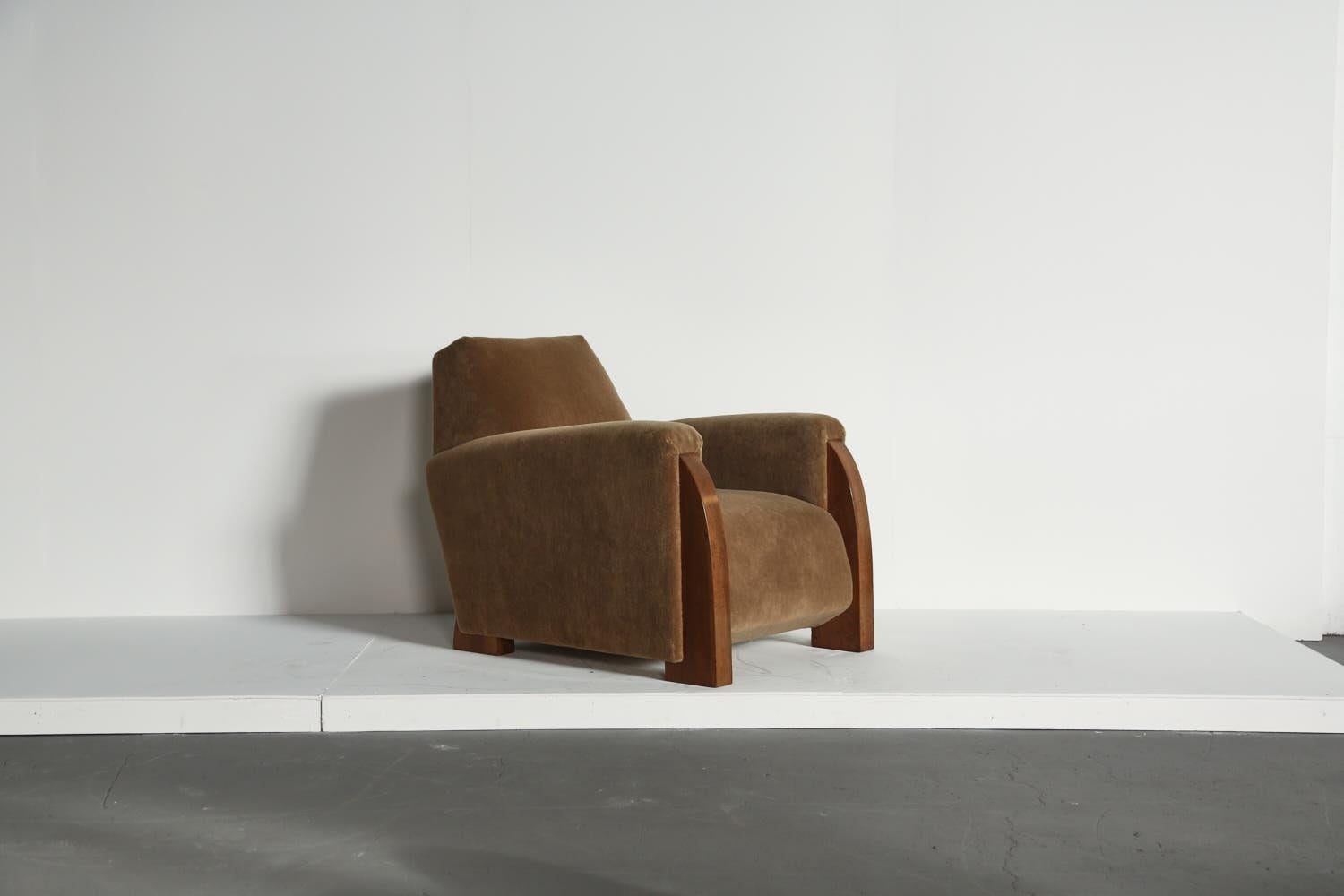 A very rare and extraordinary Michel Dufet (Duffet) Art Deco Armchair, France, 1940s. Newly upholstered in premium pure Alpaca fabric with original sprung seat.   Fast shipping worldwide.
 


