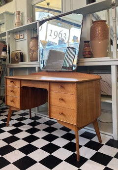 Very Rare Mid-Century 1960s Teak and Walnut Dressing Table by Alfred Cox