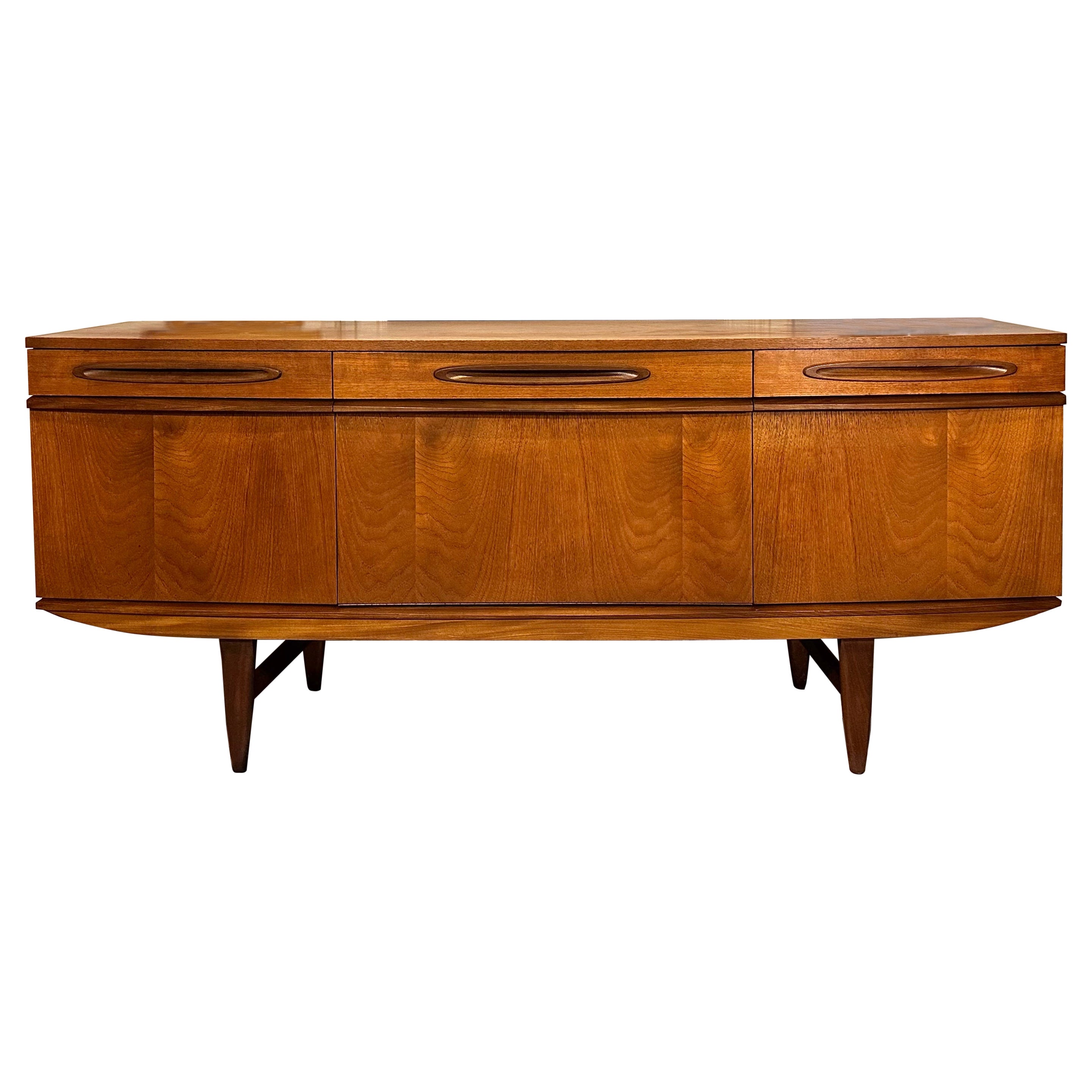 Very Rare Mid-century 1960s Teak Curved Sideboard by Elliott’s of Newbury (EoN)
