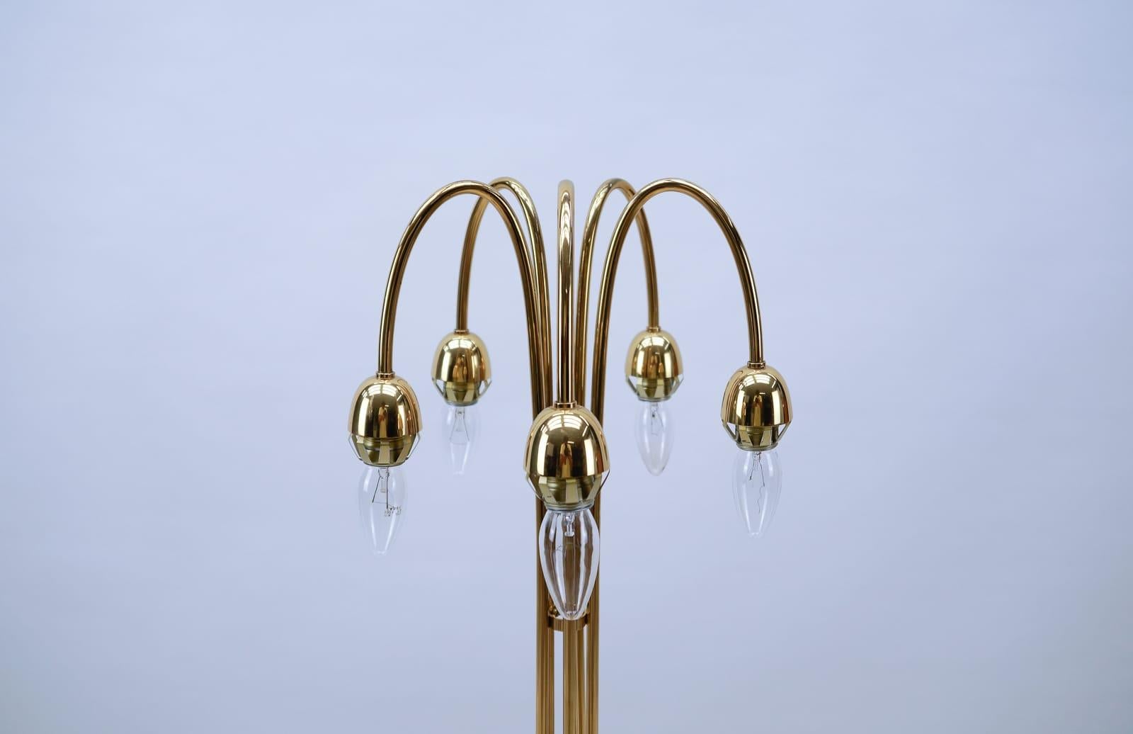 Very Rare Mid-Century Modern Floor Lamp with Five Glass Shades, 1950s Italy For Sale 2