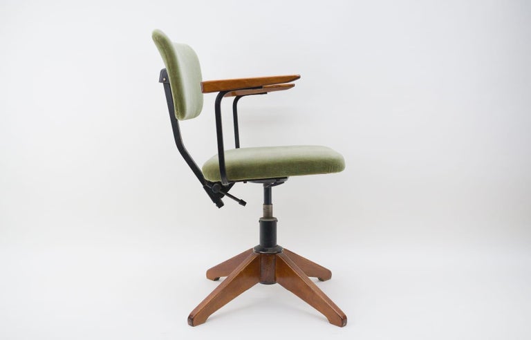Mid-20th Century Very Rare Mid-Century Modern Office Chair by Sedus, 1960s Switzerland For Sale