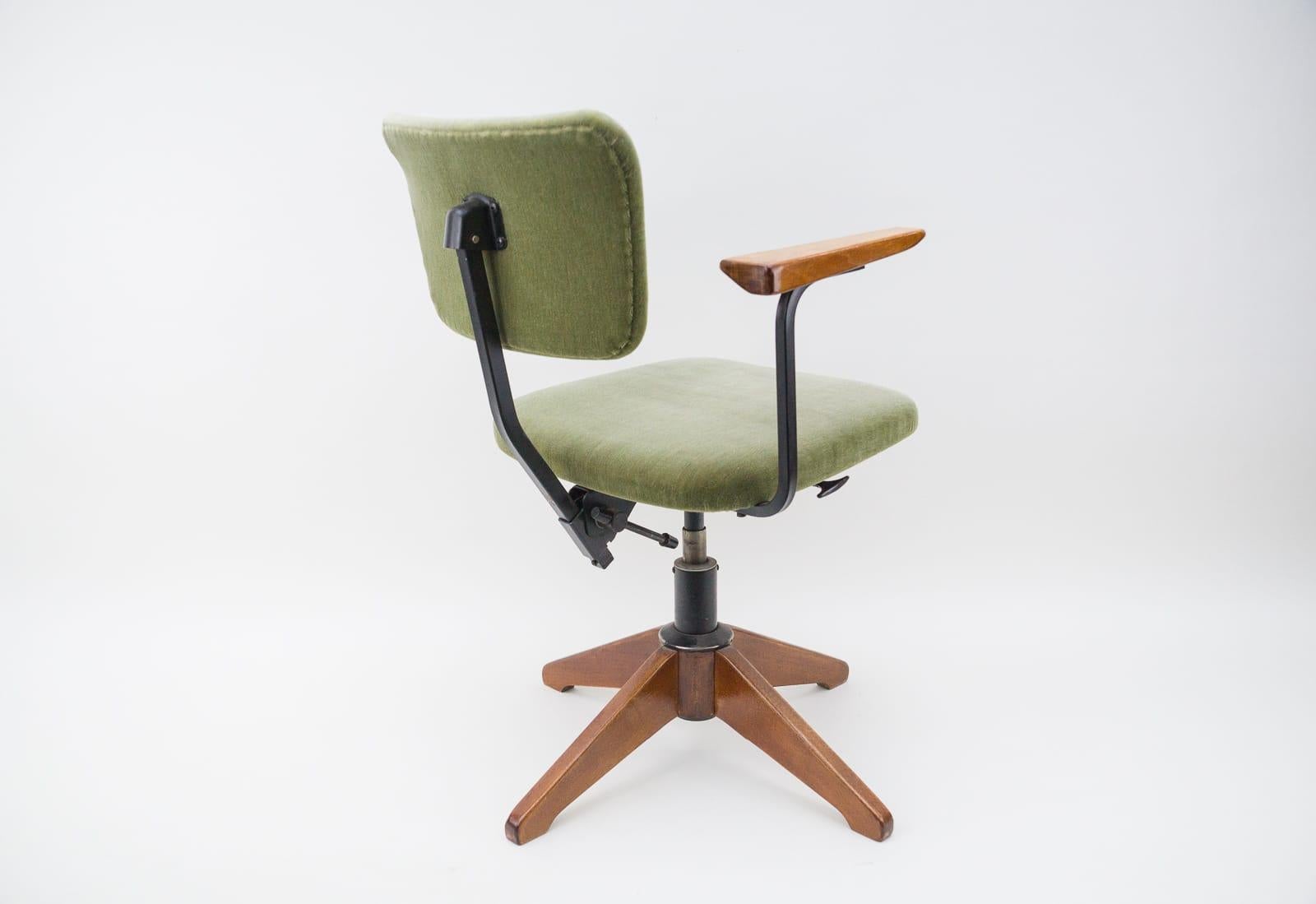Metal Very Rare Mid-Century Modern Office Chair by Sedus, 1960s Switzerland