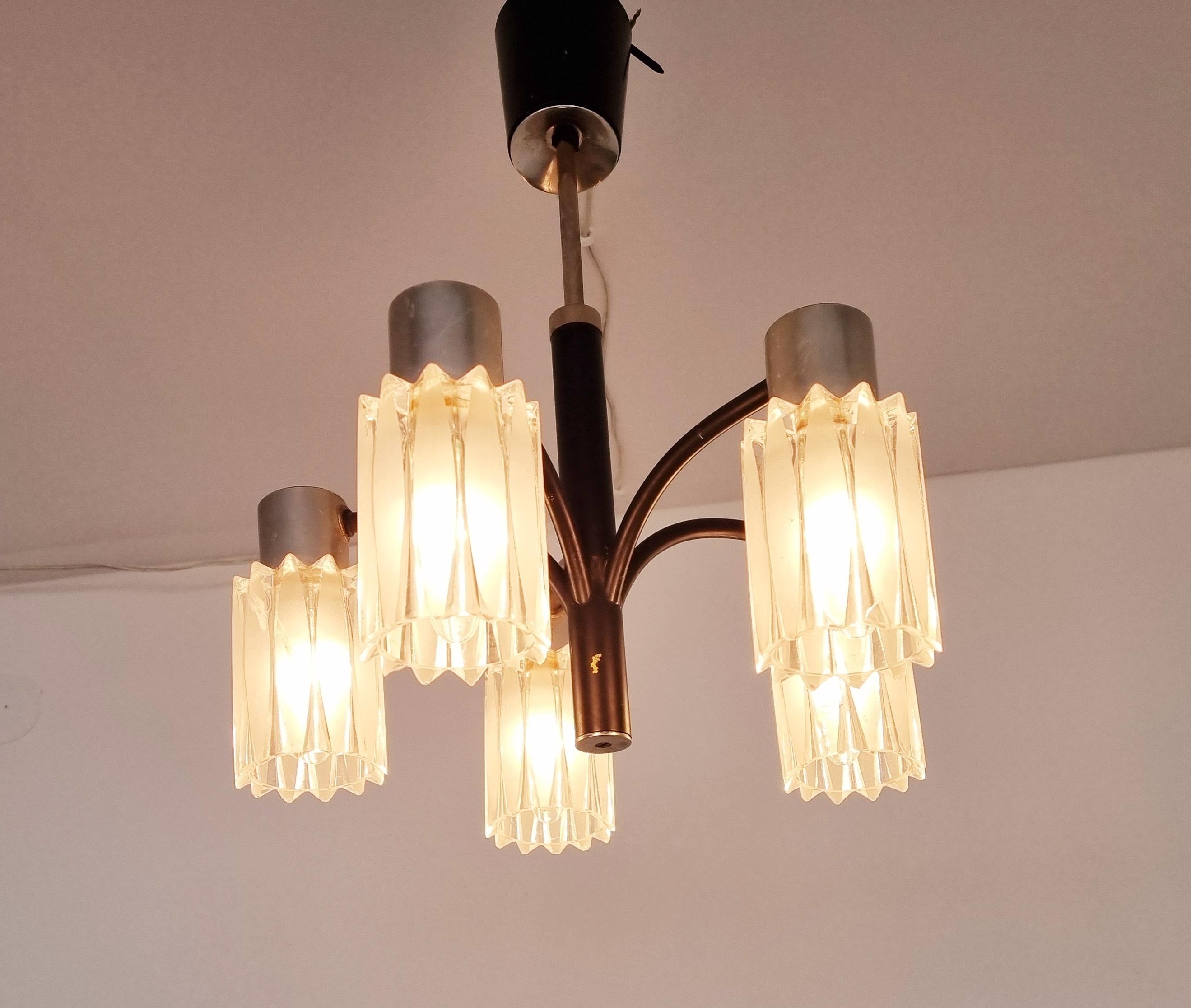 Very Rare Midcentury Chandelier, Murano Glass, Italy, 1960s For Sale 4