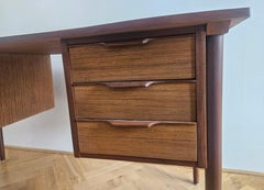 Escritorio/mesa de teca de mediados de siglo muy raro, Dinamarca, década de 1960