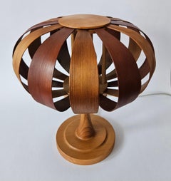 Très rare lampe de table en placage du milieu du siècle, Danemark, années 1960.