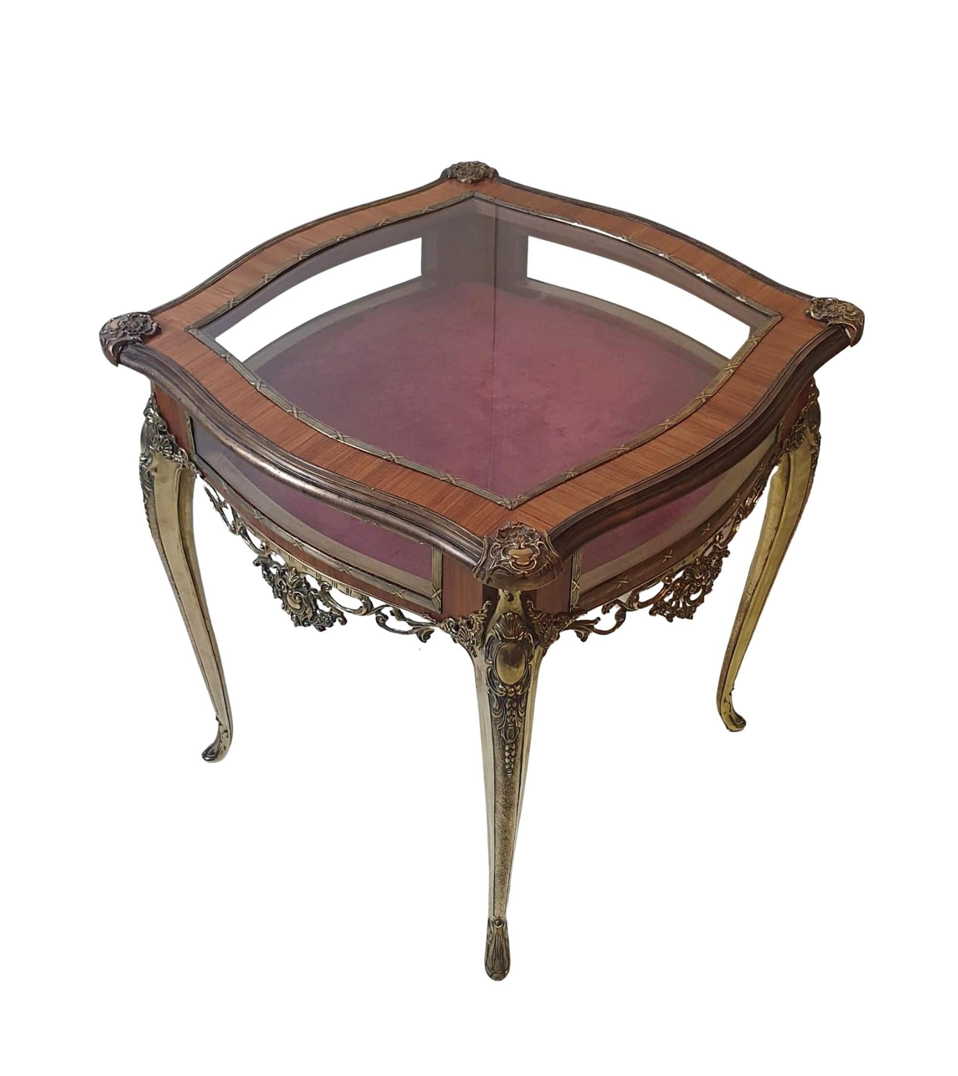 French Very Rare Museum Quality 19th Century Brass and Kingwood Bijouterie Table For Sale