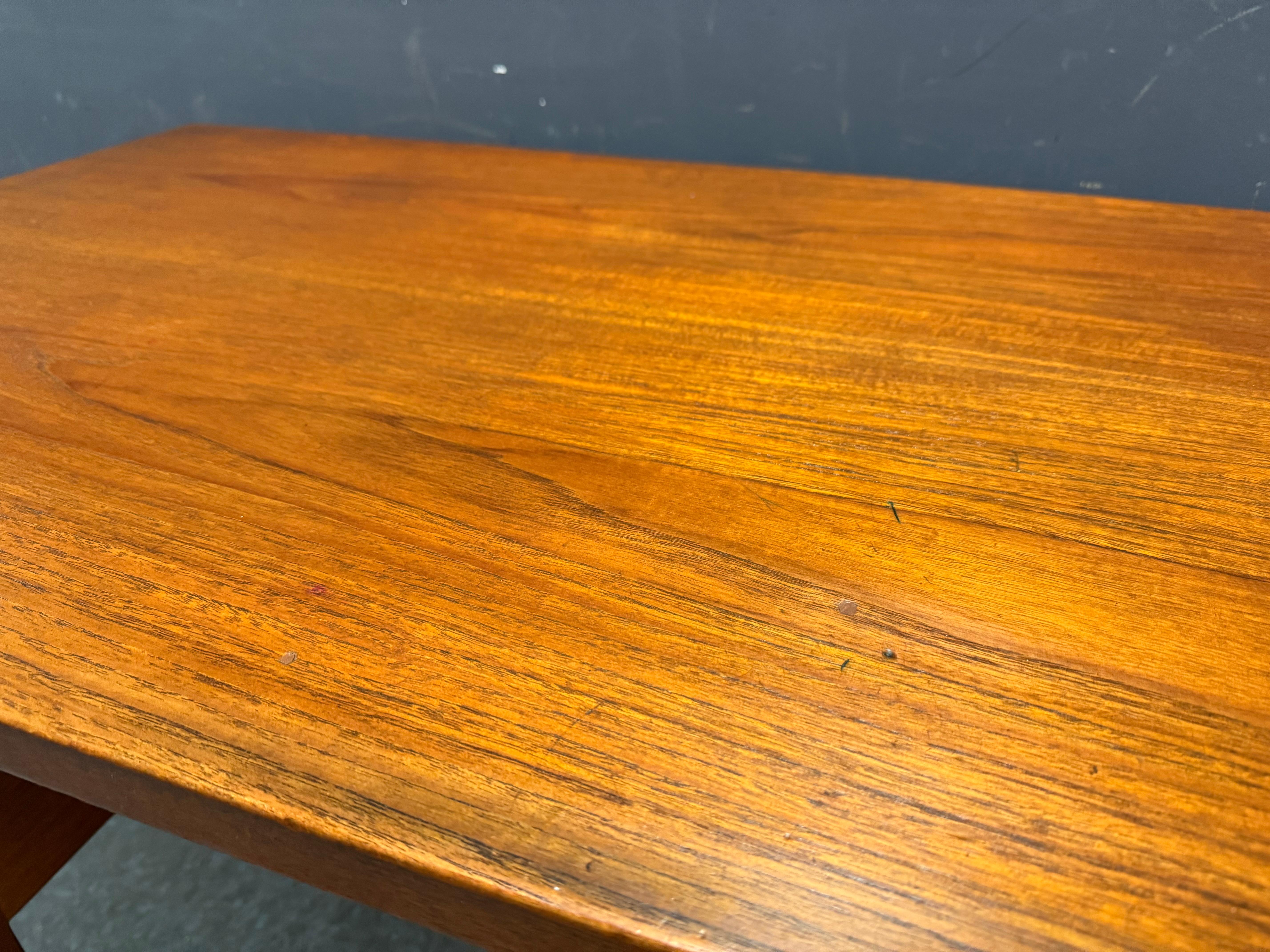 Milieu du XXe siècle très rare bureau Nanna & Jørgen Ditzel n° 135 en vente