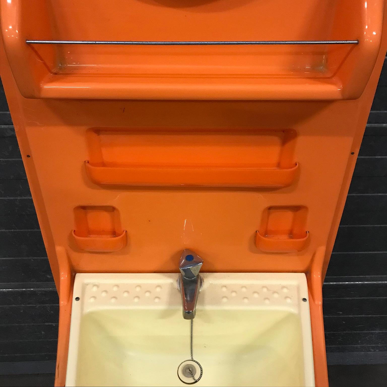 Very Rare, Original 1960s Orange Plastic Washstand by Vidal, Spain For Sale 1