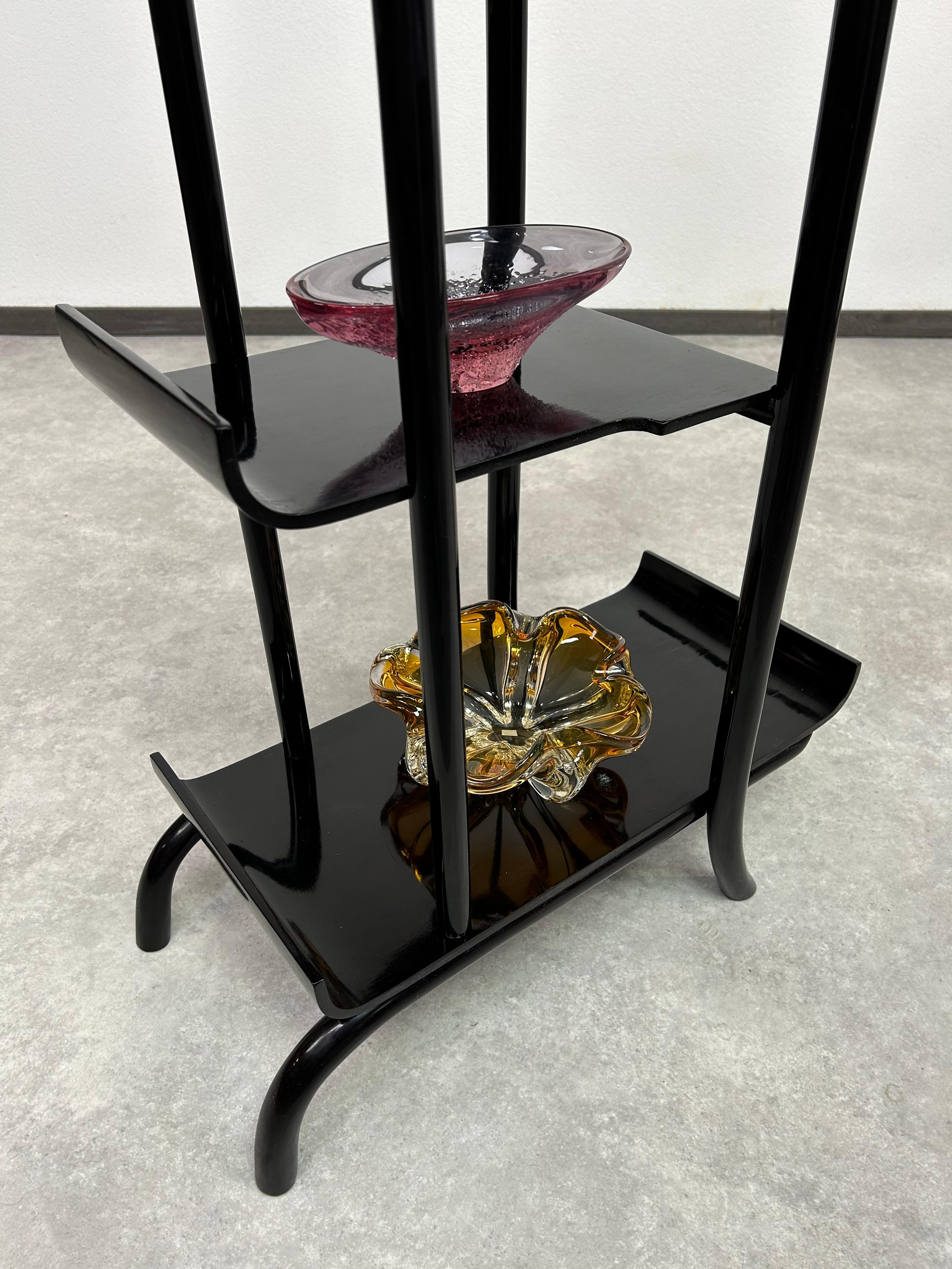 Sehr seltener Stand für Pagodenpflanzen D68 von Thonet-Mundus im Angebot 4