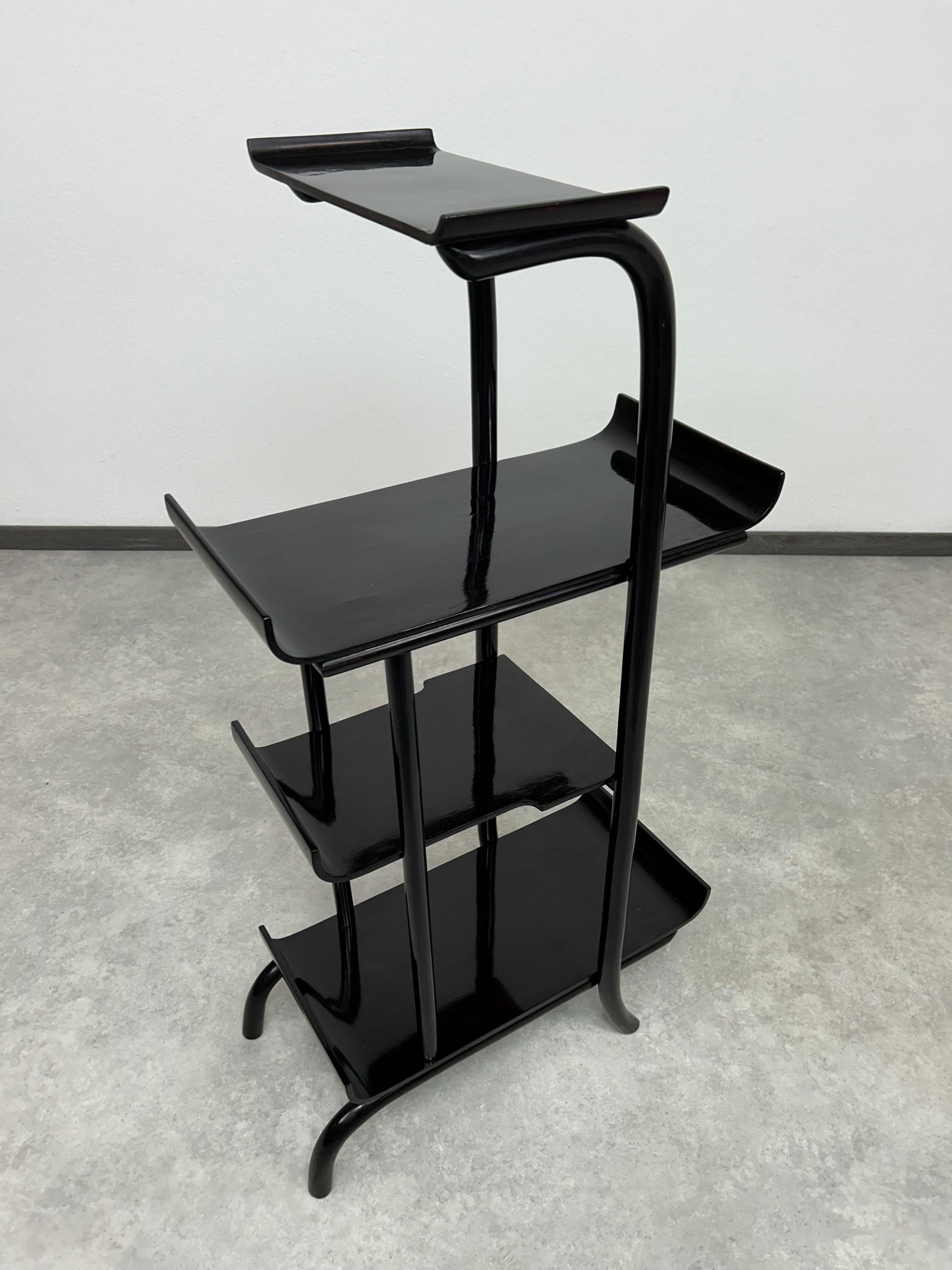 Sehr seltener Stand für Pagodenpflanzen D68 von Thonet-Mundus (Art déco) im Angebot