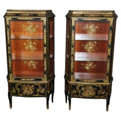 Very Rare Pair of Antique Black and Gold Chinoiserie Vitrines manner of Sormani