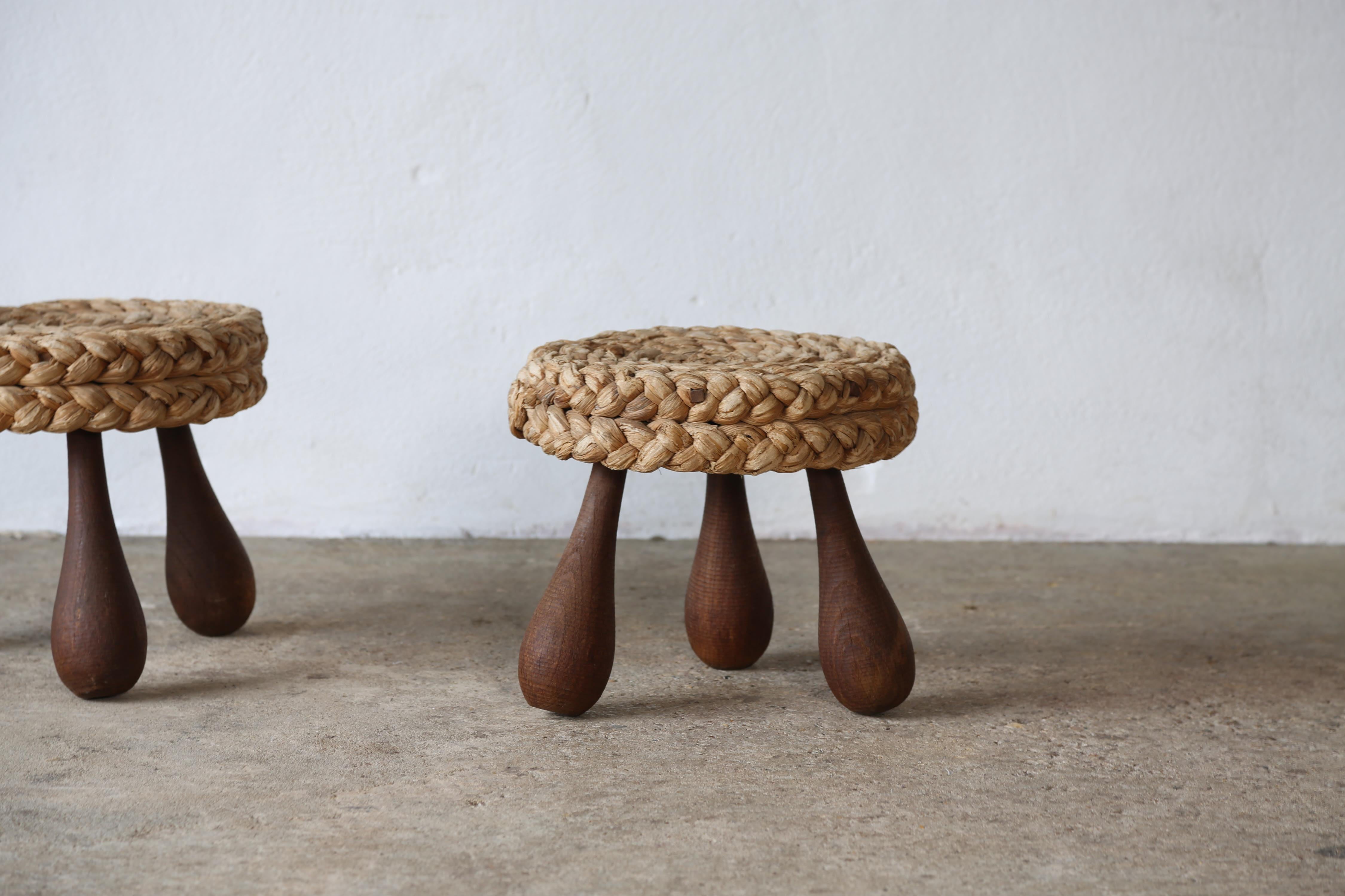 Mid-Century Modern Très rare paire de tabourets en corde Audoux & Minet, France, années 1950 en vente