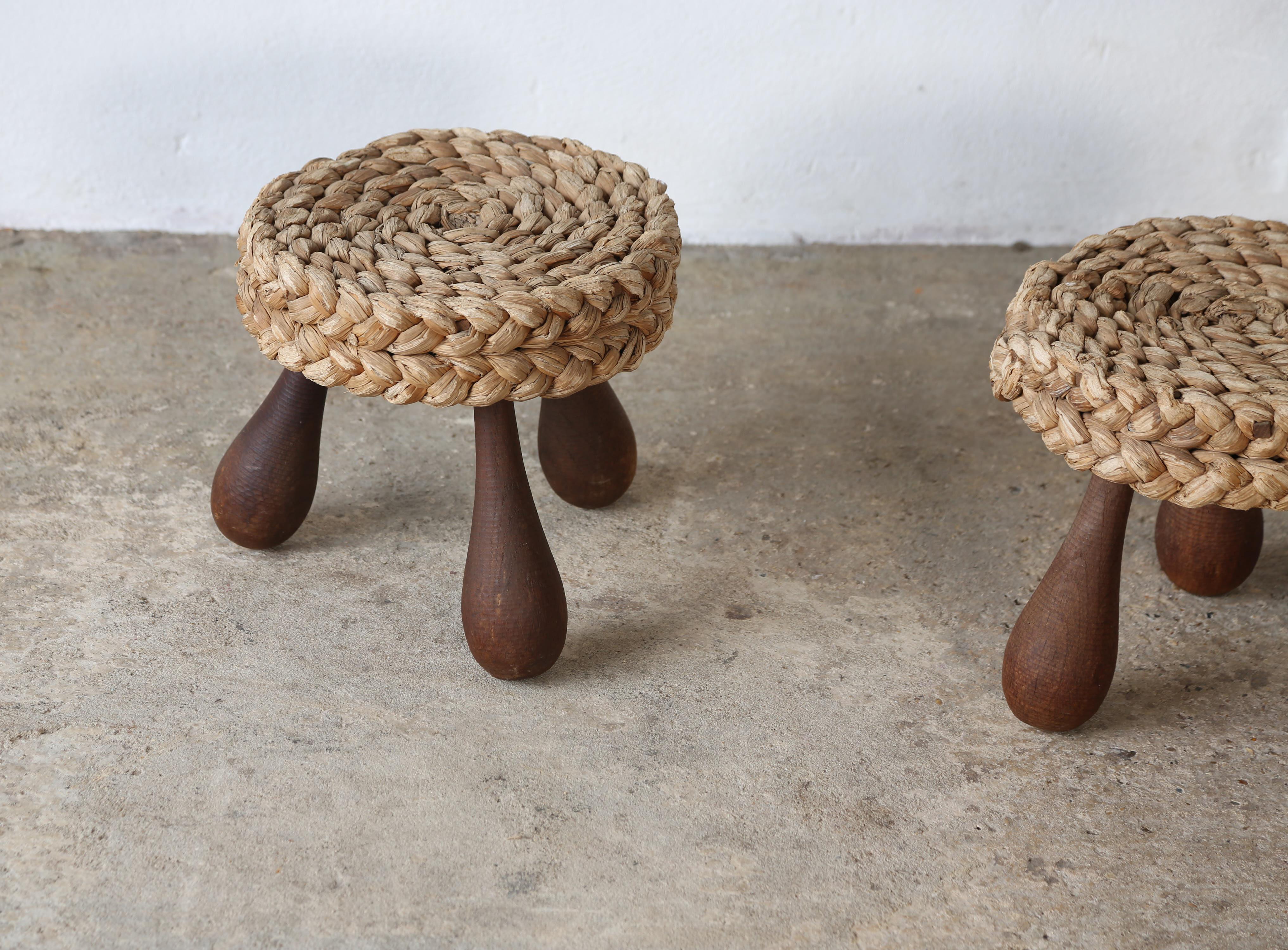 Français Très rare paire de tabourets en corde Audoux & Minet, France, années 1950 en vente