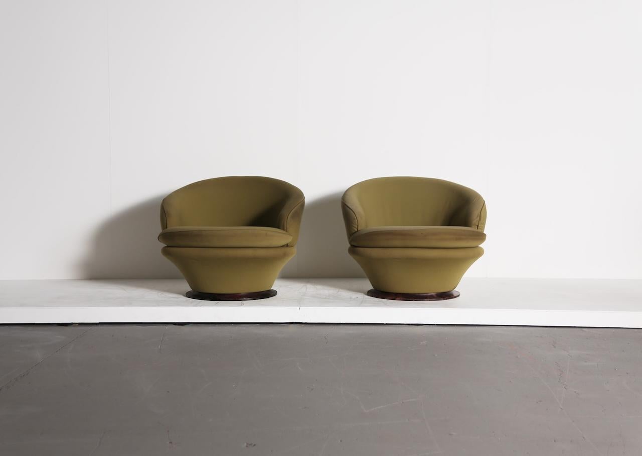Français Très rare paire de chaises Bernard Brunier, à retapisser, France, années 1960 en vente