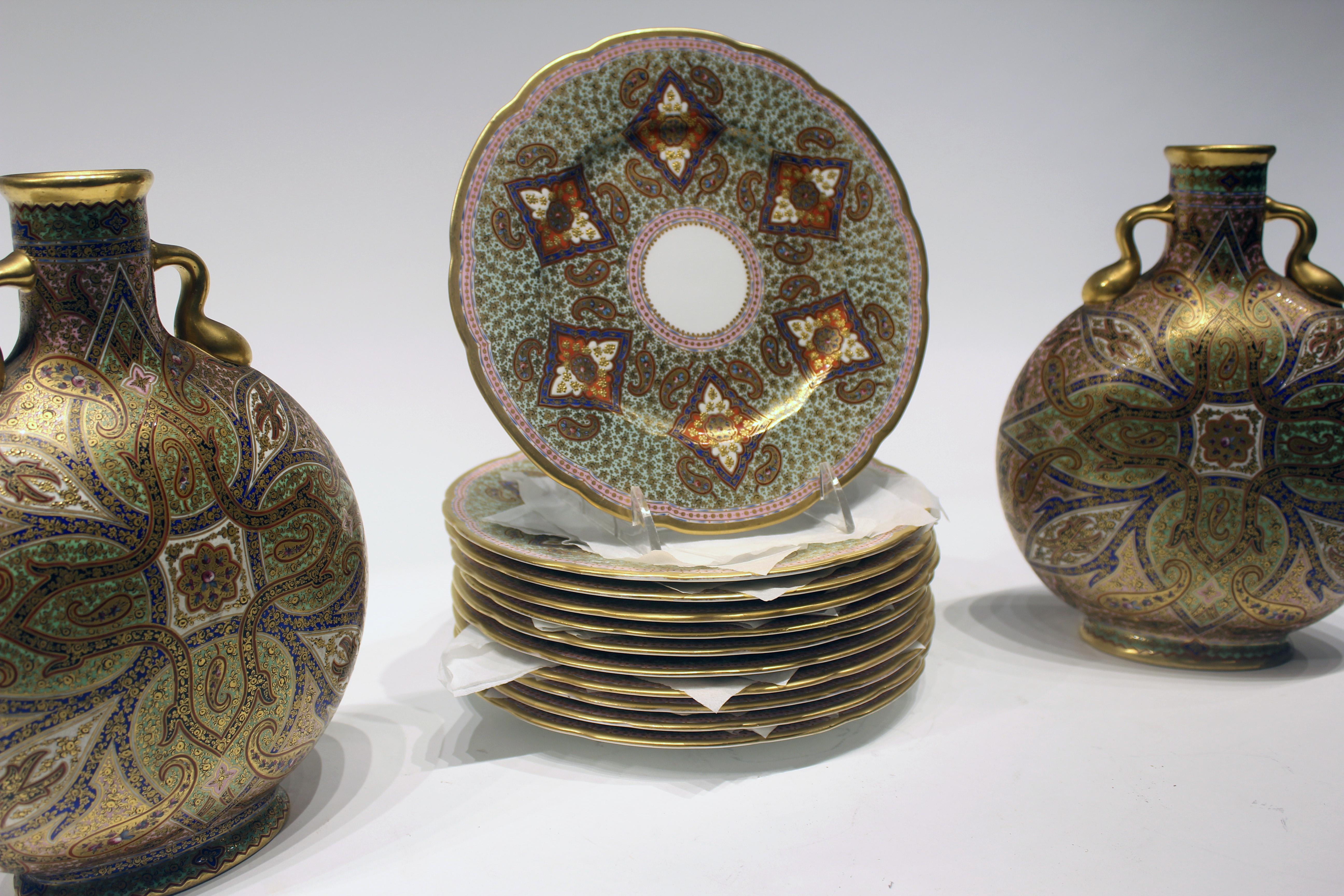 Very Rare Pair of Early 19th Century Coalport Moon Vases 6