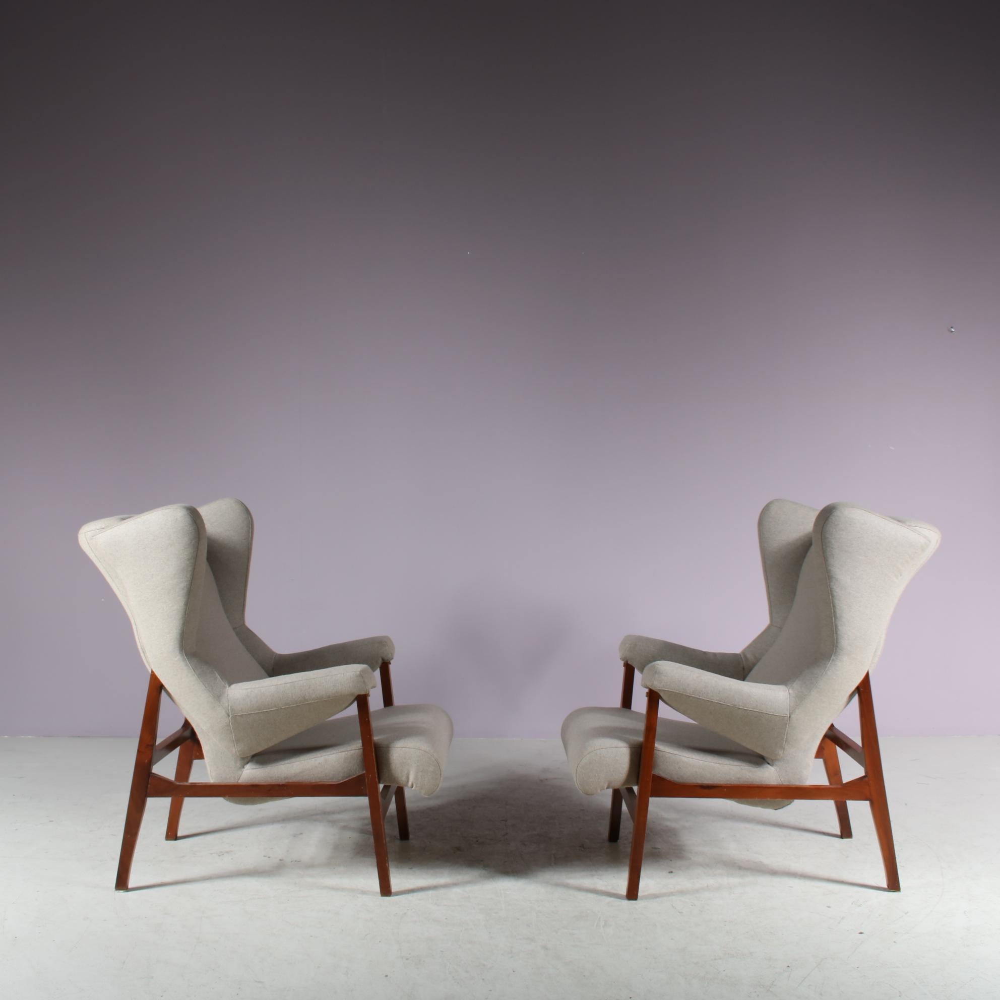 Very Rare Pair of Early “Fiorenza” Chairs by Franco Albini for Arflex, Italy 195 For Sale 3