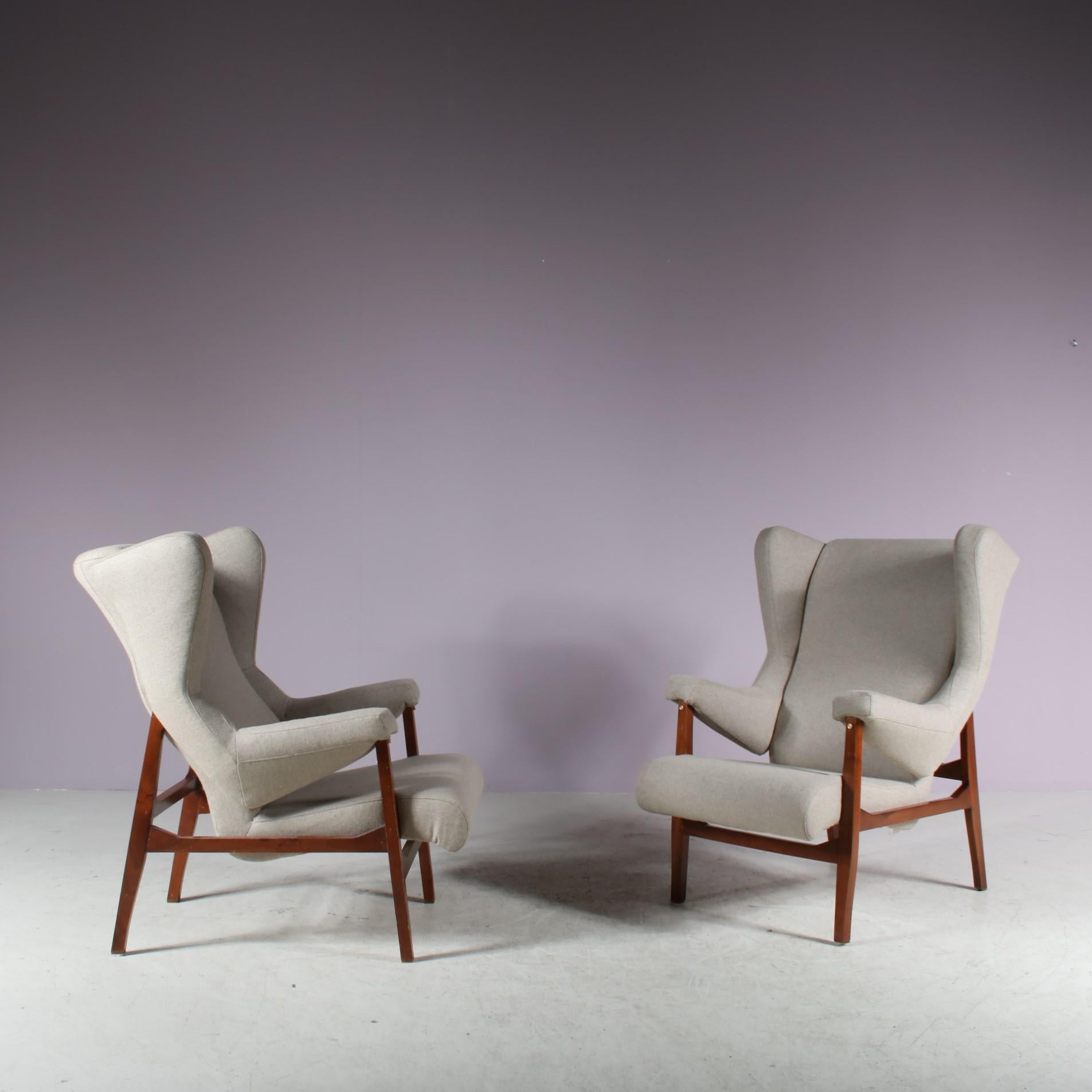 Mid-20th Century Very Rare Pair of Early “Fiorenza” Chairs by Franco Albini for Arflex, Italy 195 For Sale
