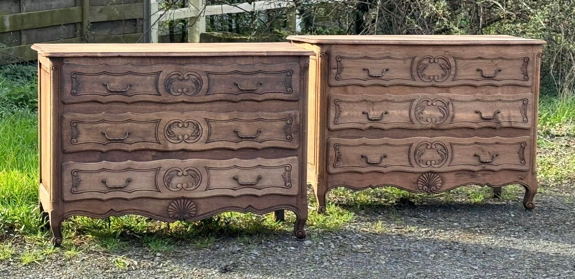 Very Rare Pair of French Bleached Oak Chests of Drawers For Sale 13