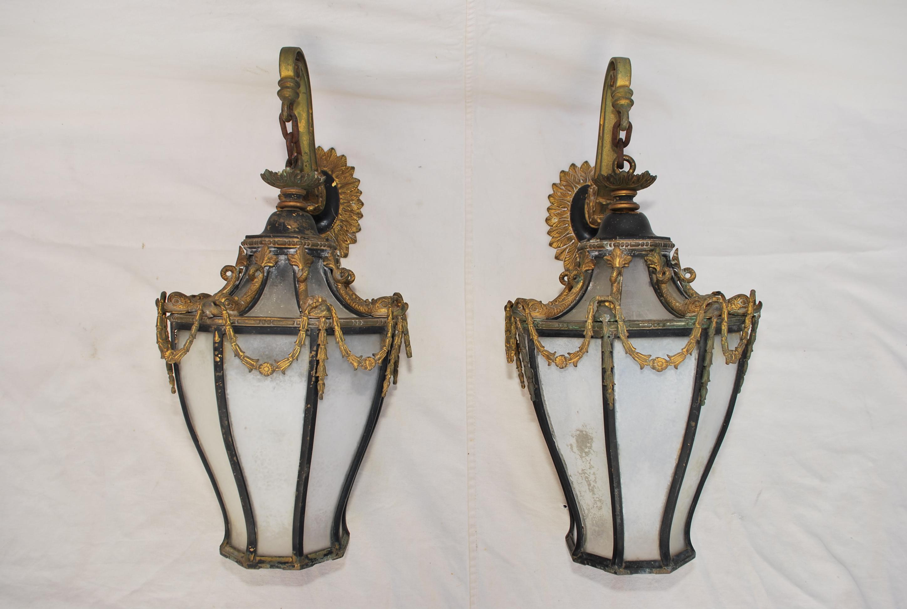 Very rare Pair of French turn of the century bronze outdoor/indoor sconces 3