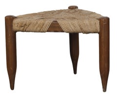 Sehr seltene Pierre Jeanneret PJ-SI-66-A Dreibeinige Hocker