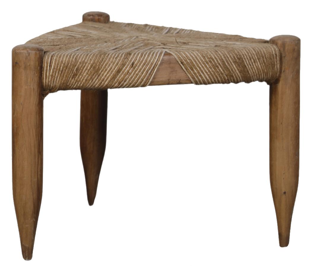 Rarísimo Pierre Jeanneret PJ-SI-66-A Taburete de tres patas Moderno de mediados de siglo en venta