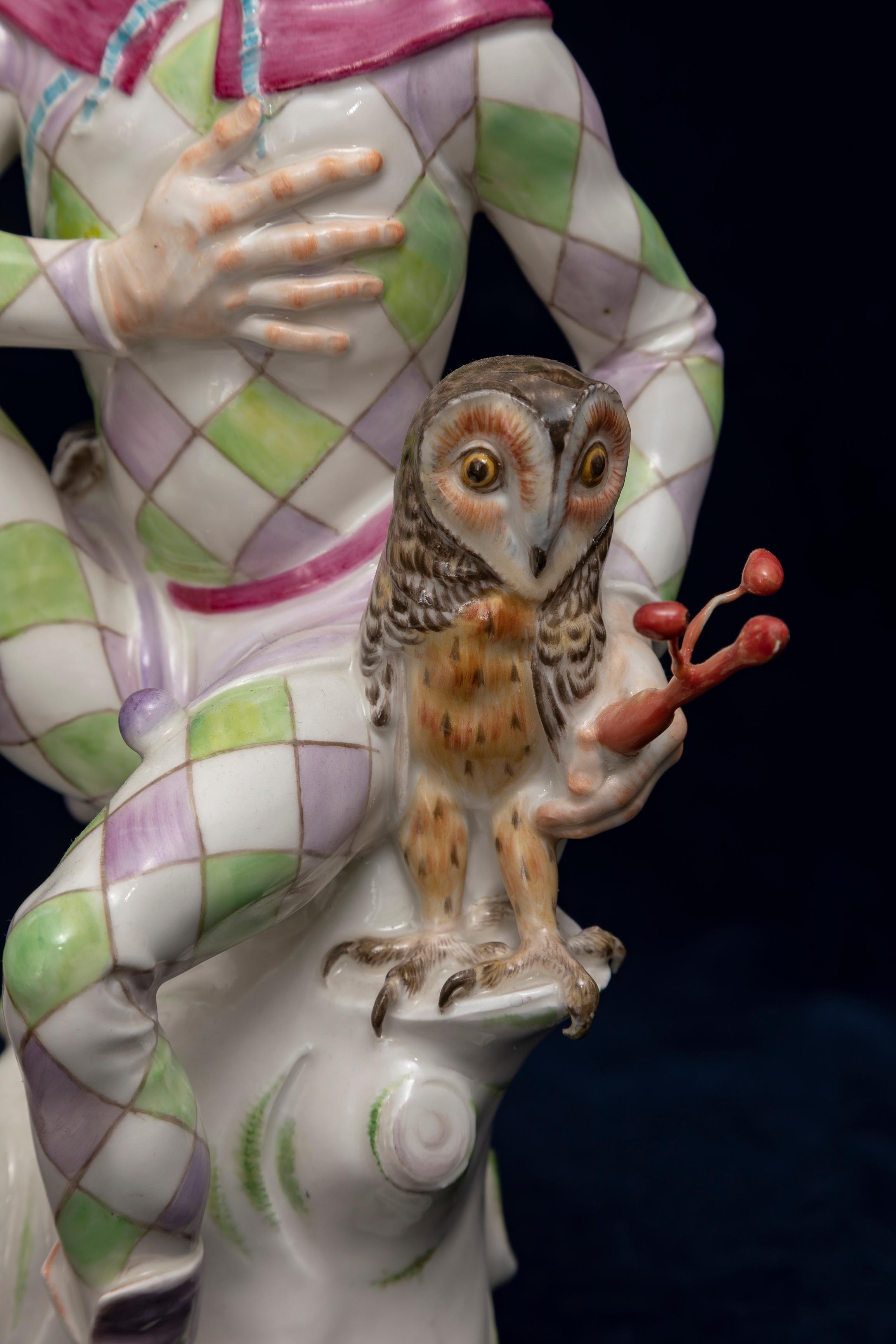 Very rare porcelain Meissen figure of a joker with an owl: German 1928. 3