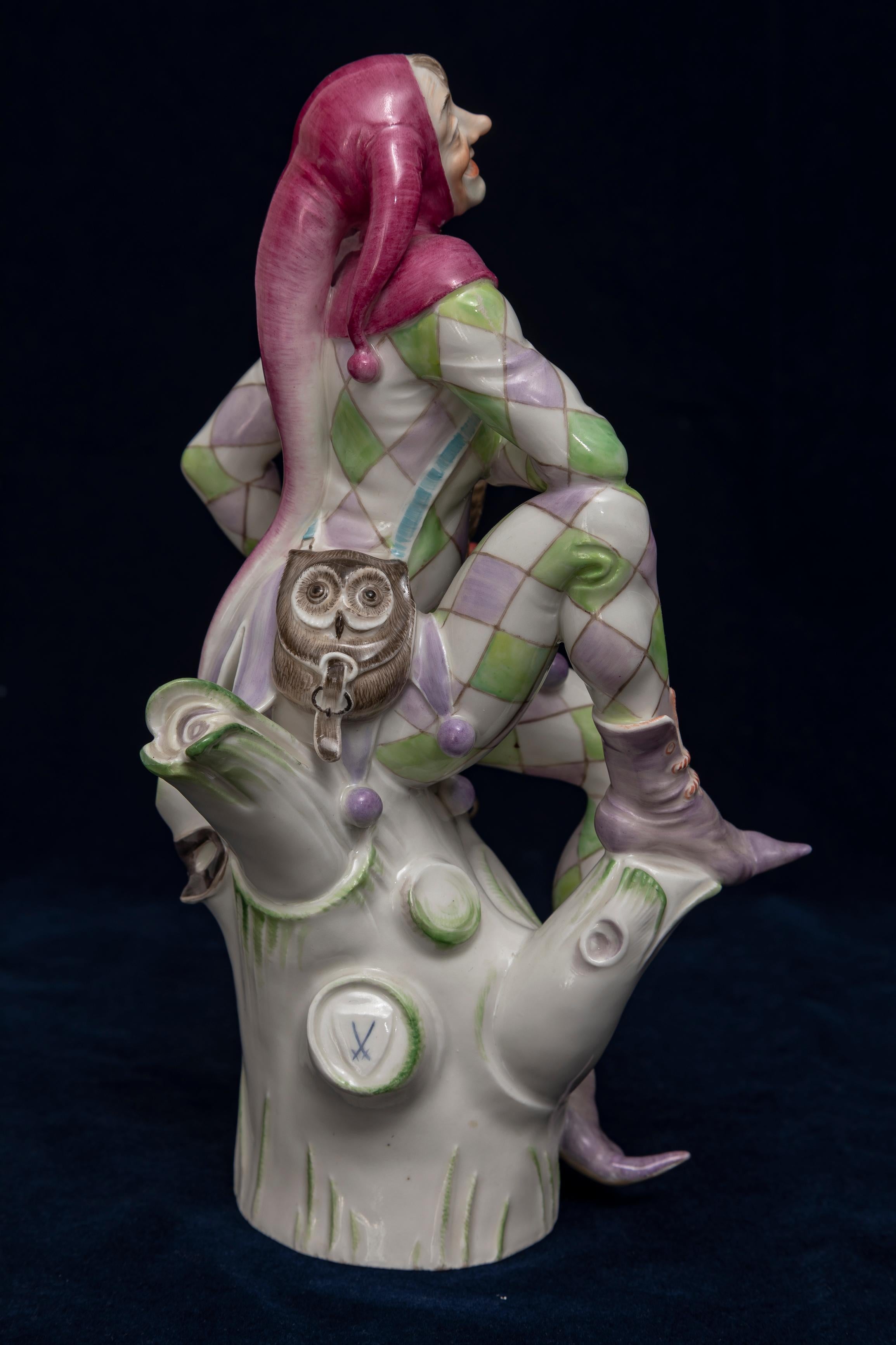 Very rare porcelain Meissen figure of a joker with an owl: German 1928. 1