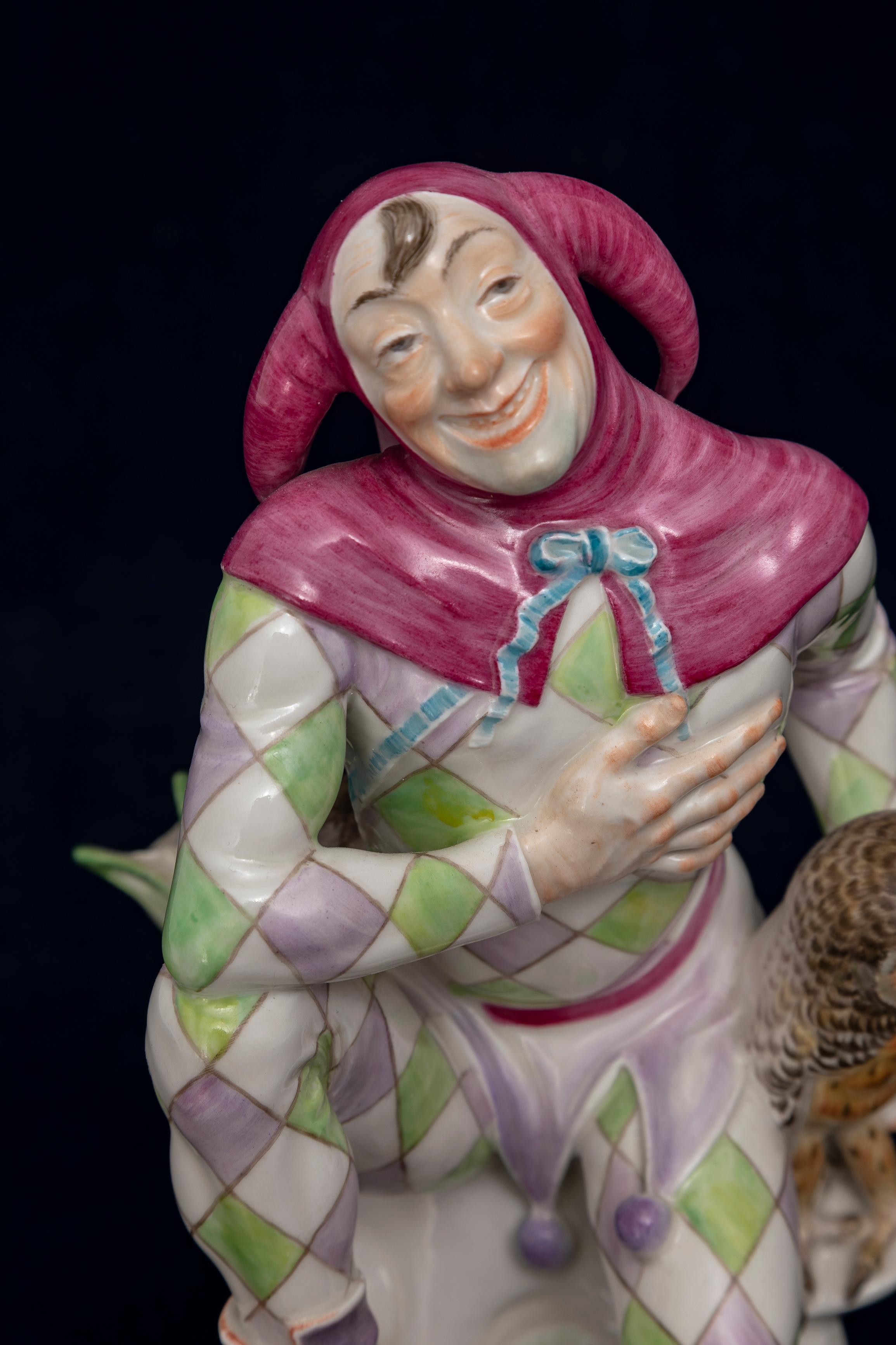 Very rare porcelain Meissen figure of a joker with an owl: German 1928. 2