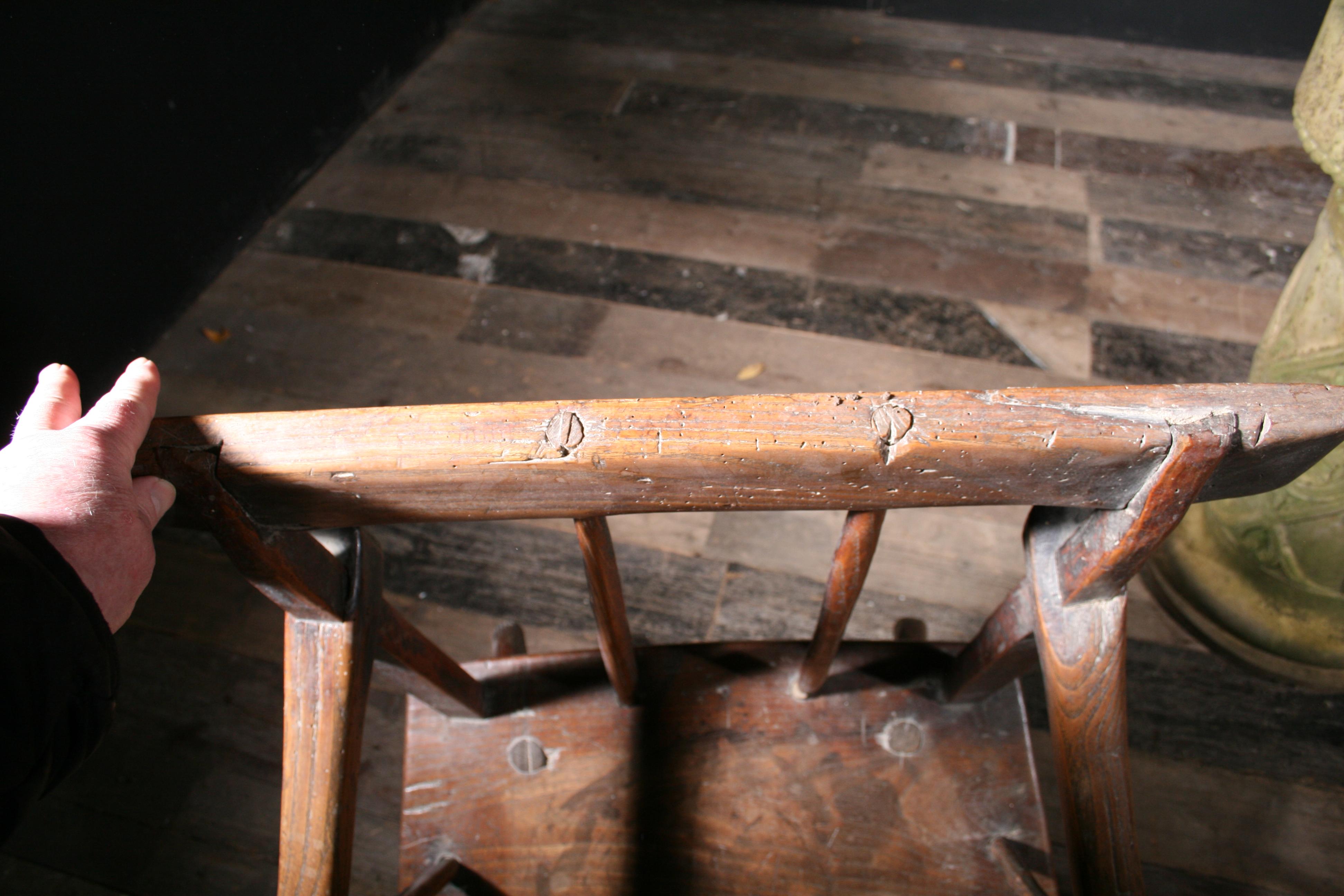 Très rare chaise de haie primitive irlandaise en vente 9