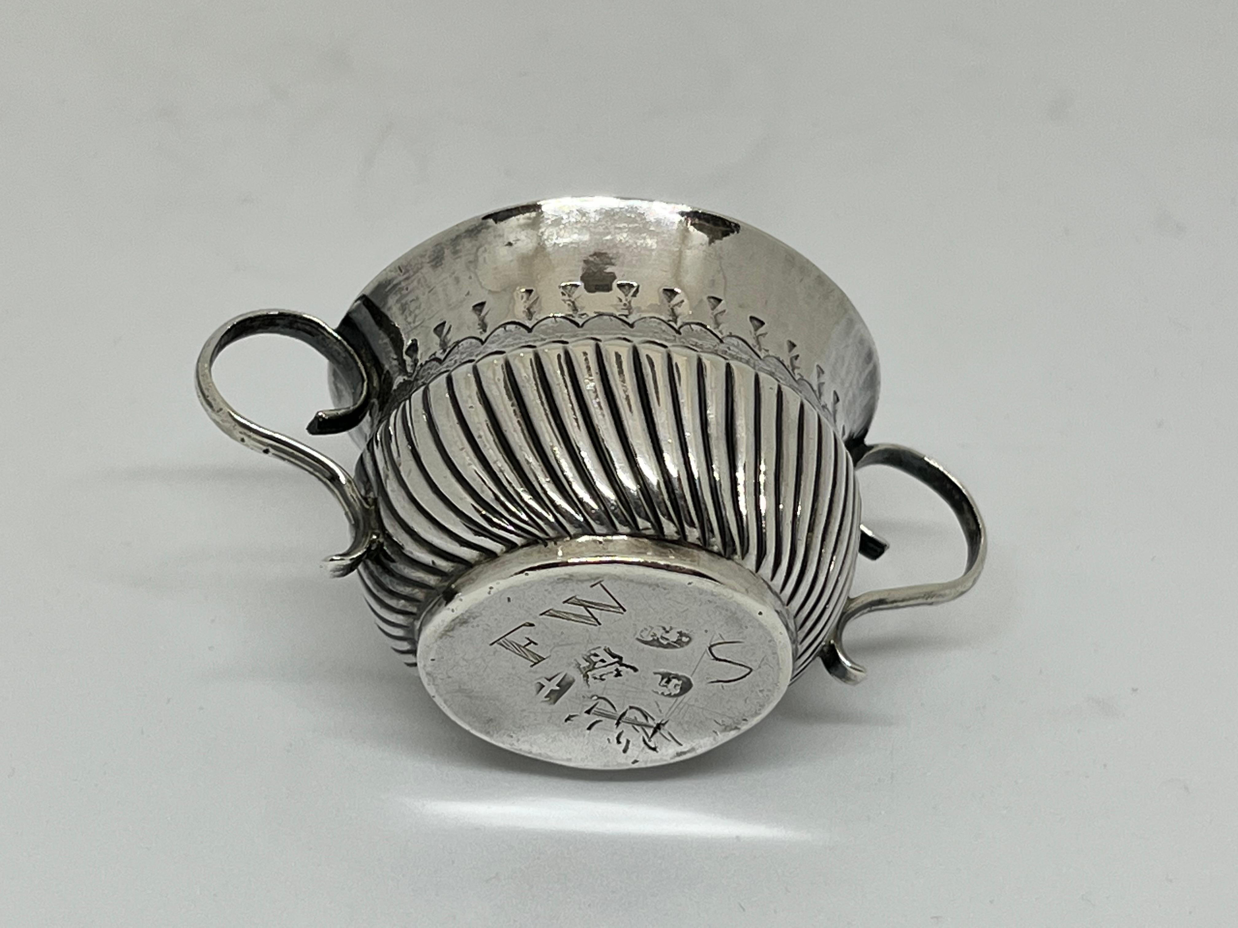 English Very Rare Queen Anne Sterling Silver Dram Cup. William Fleming. London, 1710. For Sale