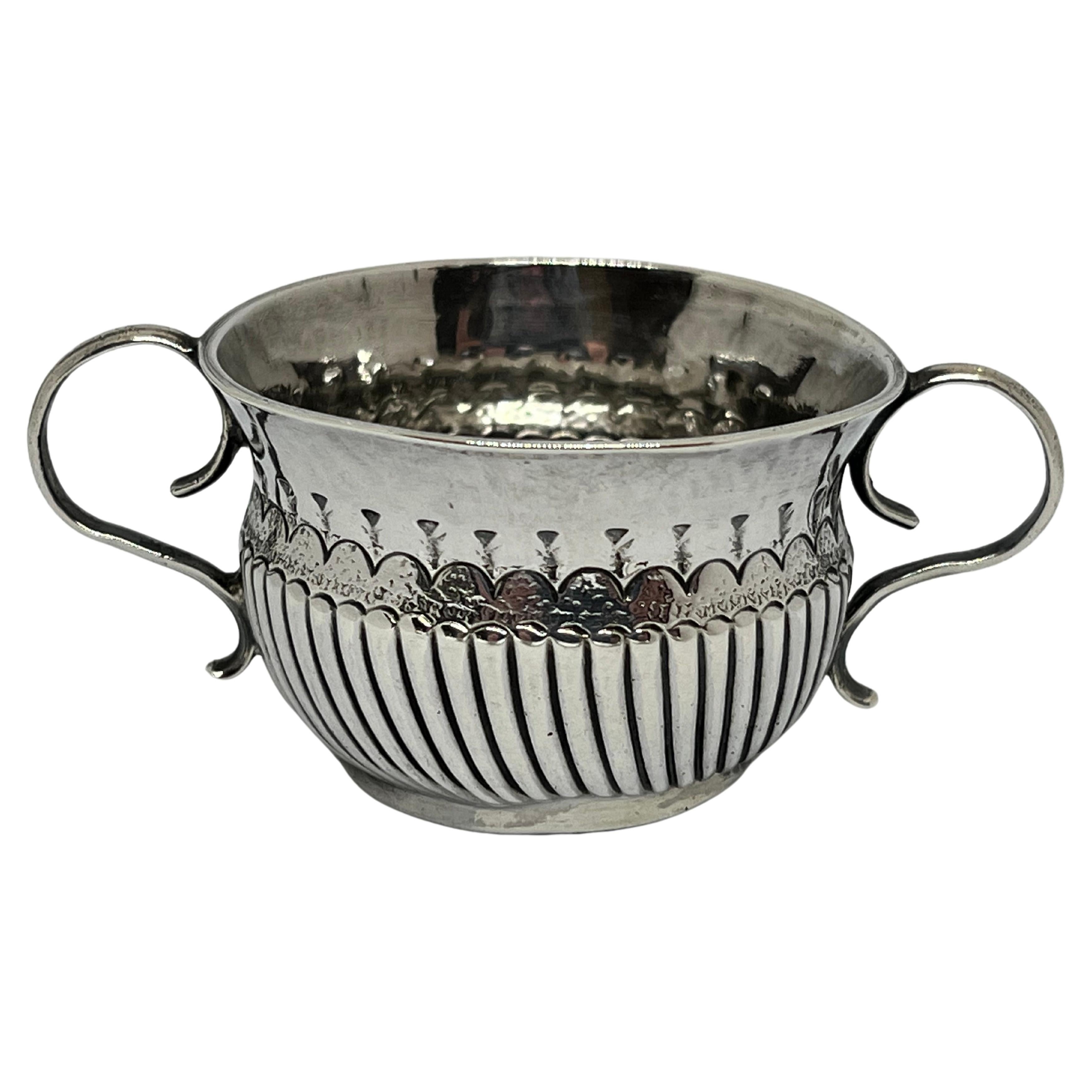 Very Rare Queen Anne Sterling Silver Dram Cup. William Fleming. London, 1710. For Sale