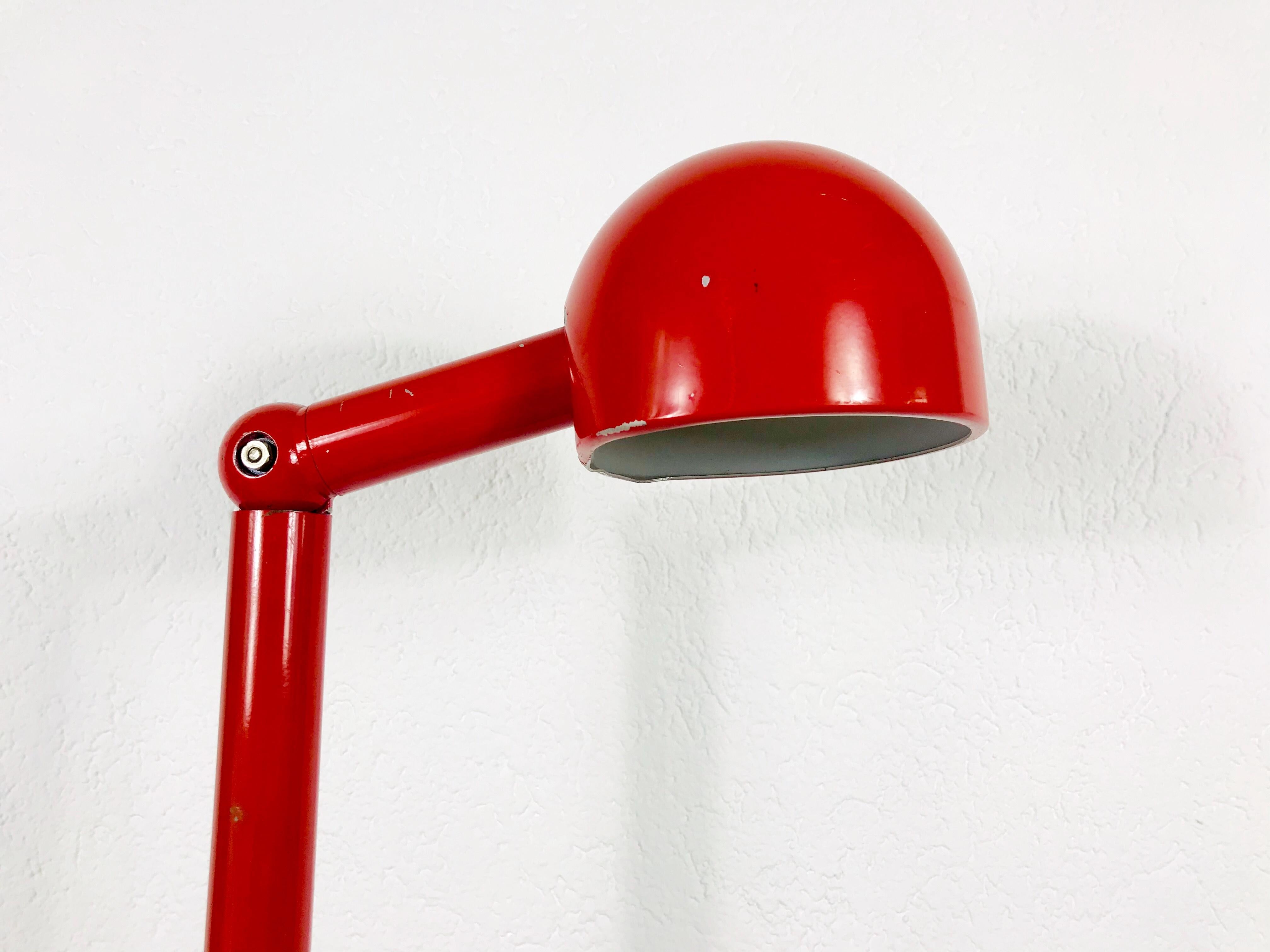 Mid-20th Century Very Rare Red Metal Floor Lamp by Stilnovo, Italy, 1960s
