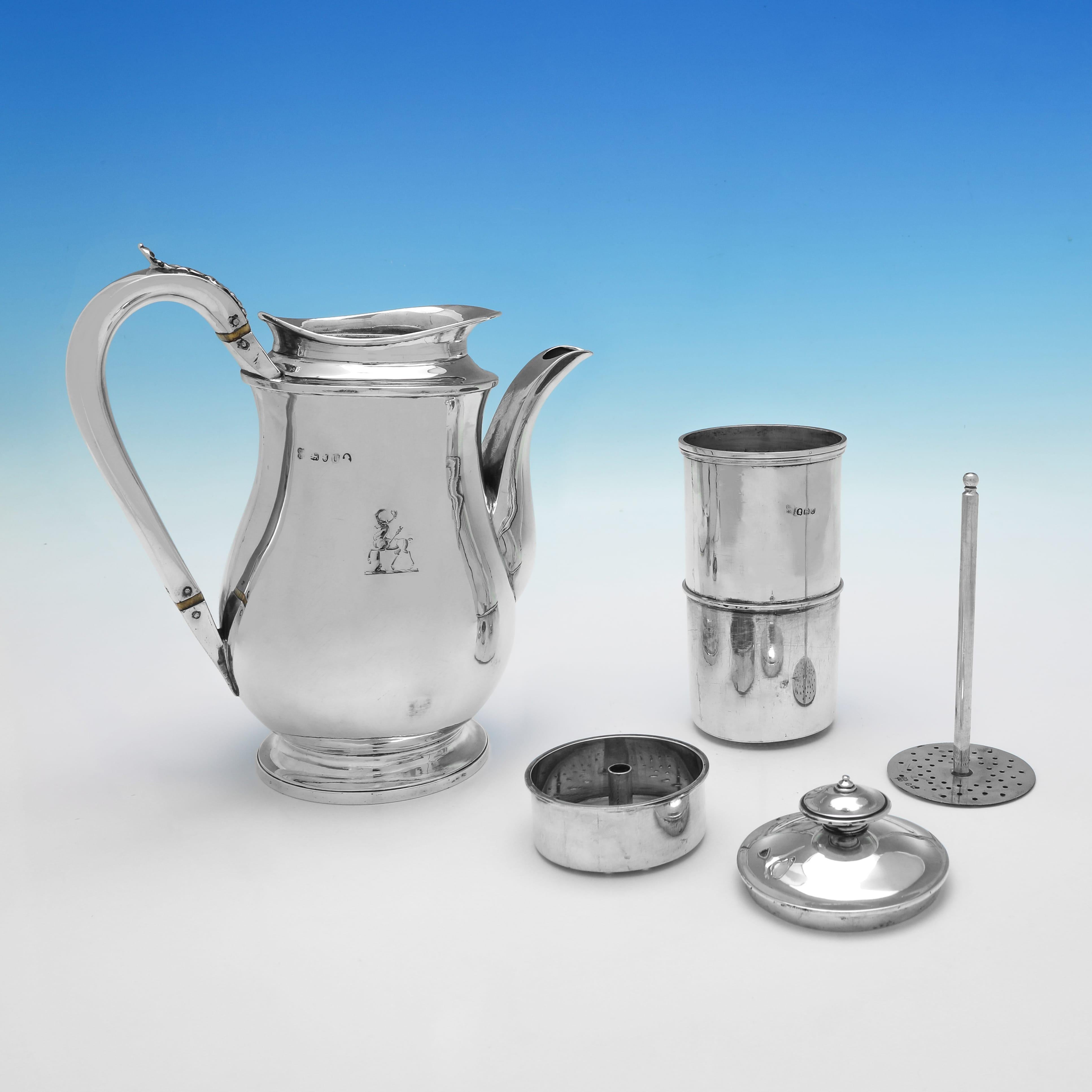 English Very rare Regency period sterling silver cafetière made in London in 1815 For Sale