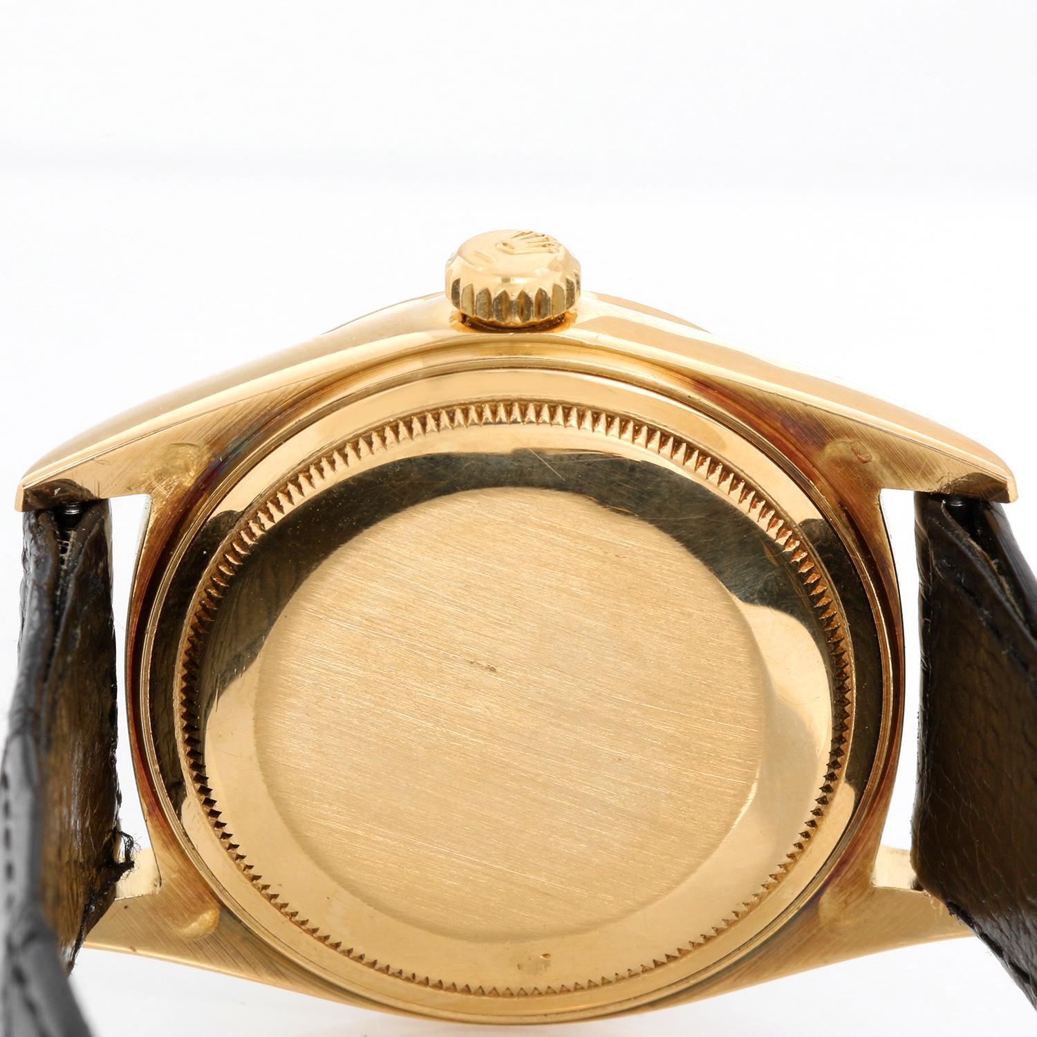 Very Rare Rolex President Day-Date Men's 18k Yellow Gold Watch 1811 For Sale 3