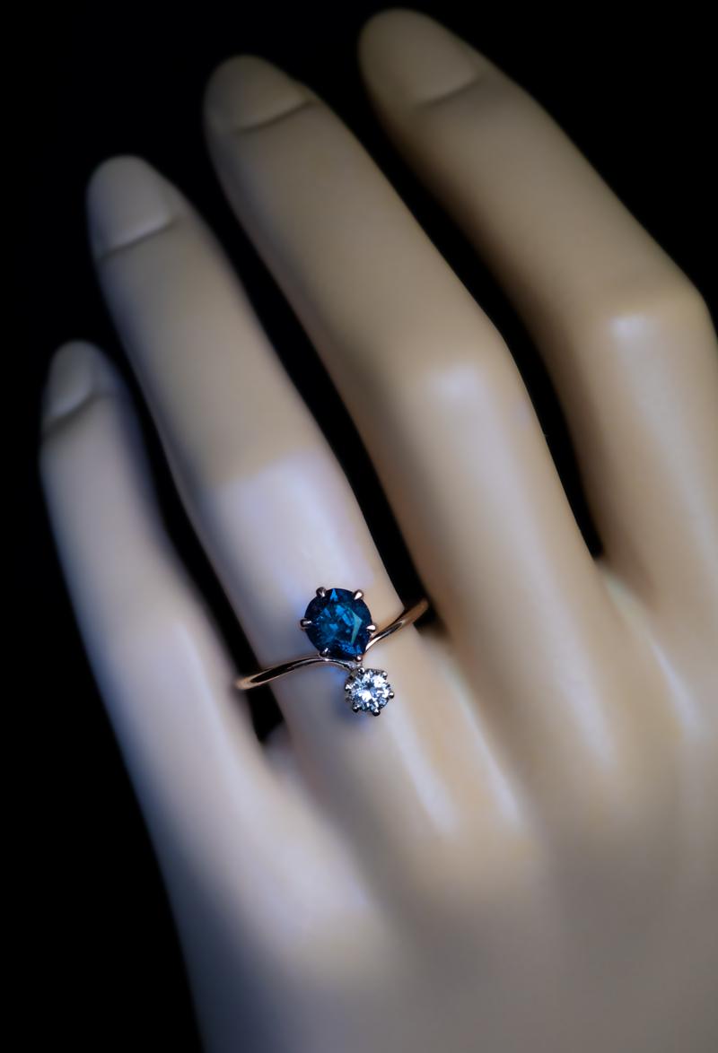 diamond and alexandrite ring