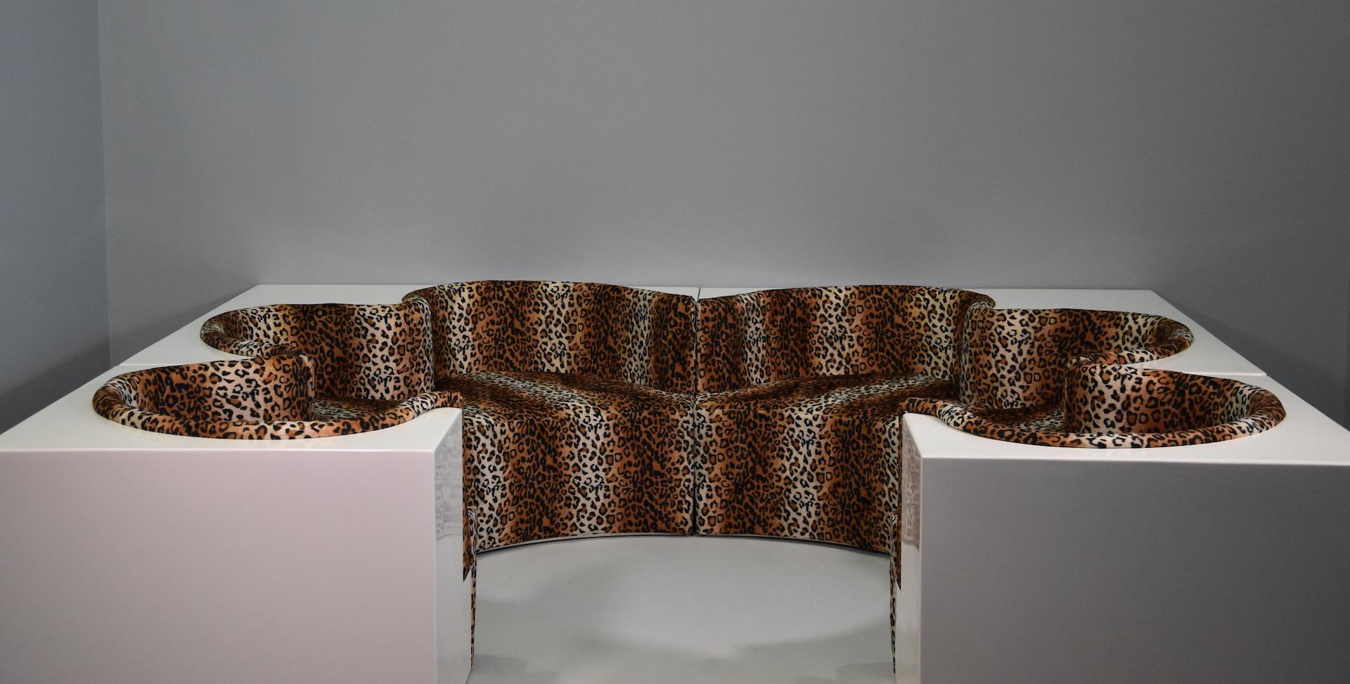 Italian Very Rare Safari Lounge Sofa, Archizoom Associati 1968 For Sale