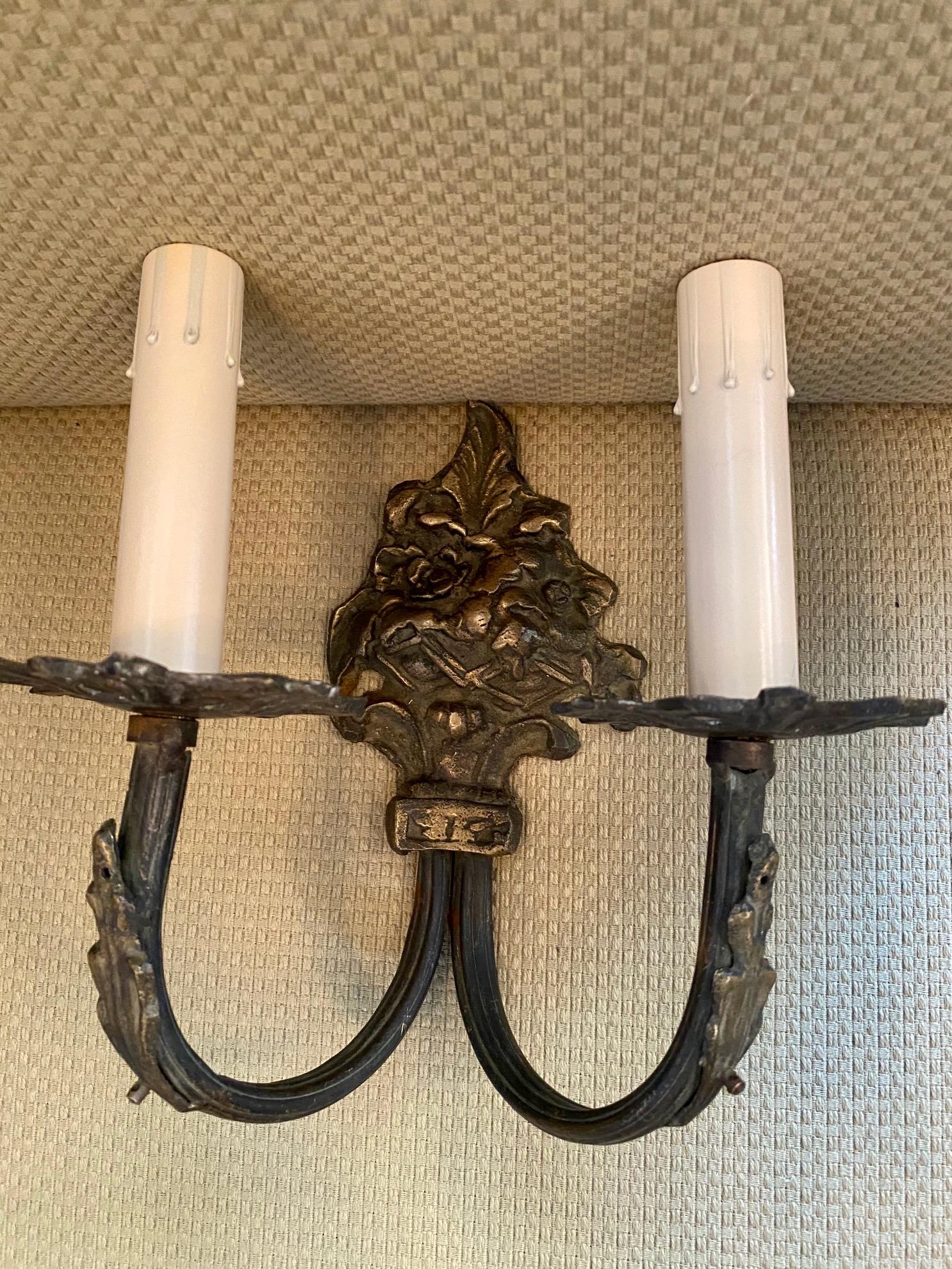 Mid-20th Century Very Rare Set of 22 French Brass Sconces, 18 Double Arms, Four Single Arm For Sale