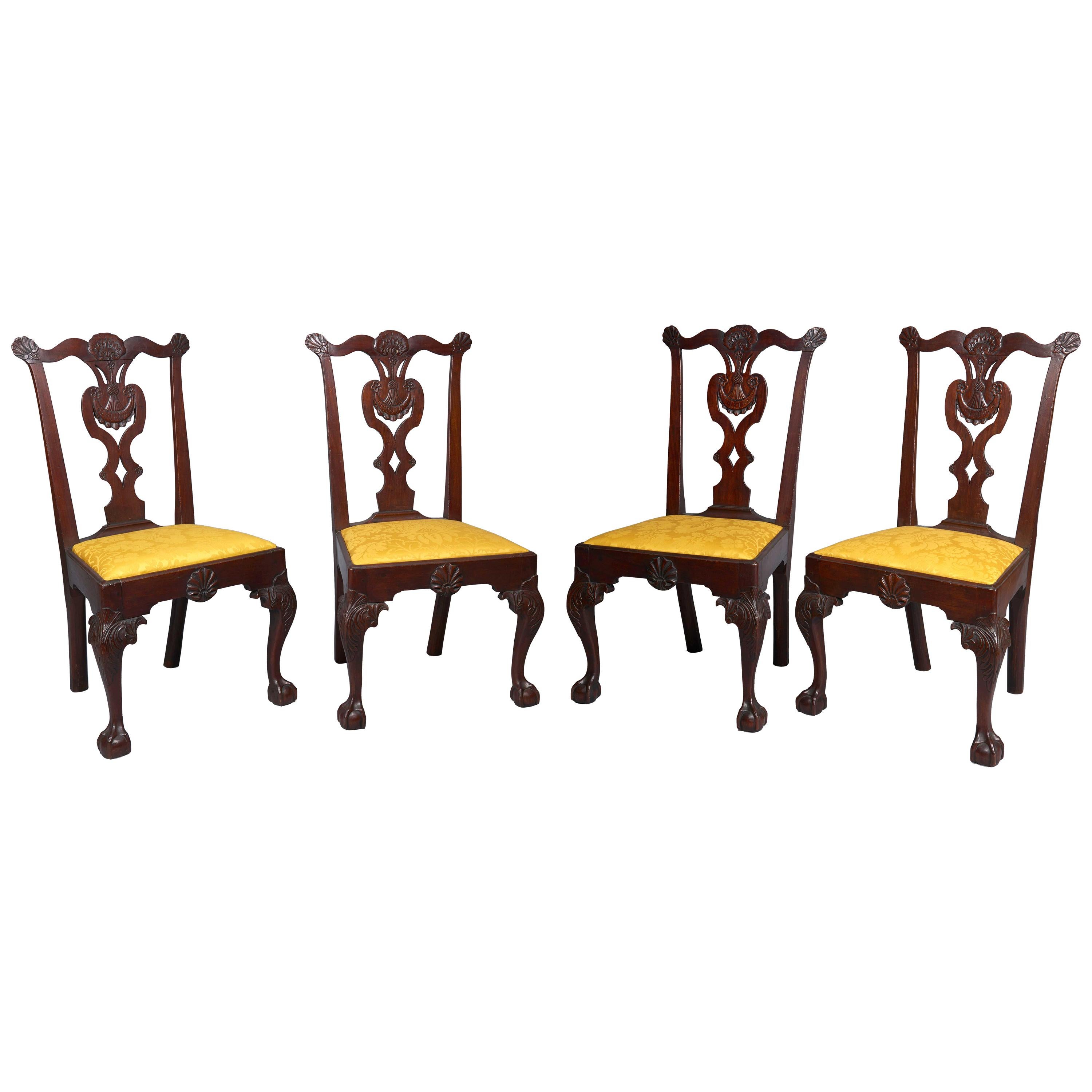 Chippendale Very Rare Set of Four Highly Carved Mahogany Side Chairs For Sale
