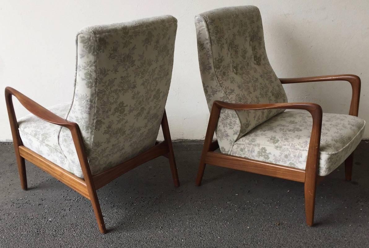 Mid-20th Century Very Rare Set of Two Lounge Chairs by Gio Ponti for Cassina
