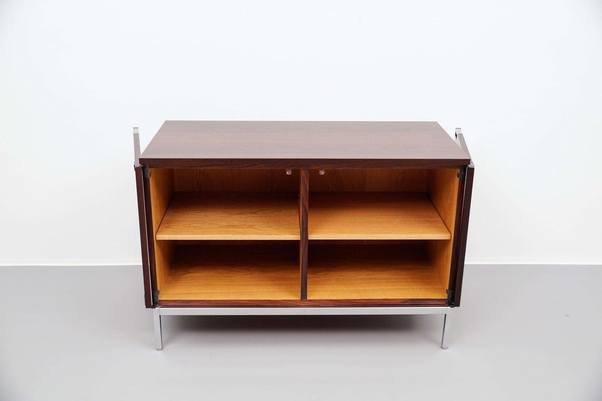 Rarísimo Aparador Florence Knoll Corto Wenge de Knoll International, años 60 en venta 4