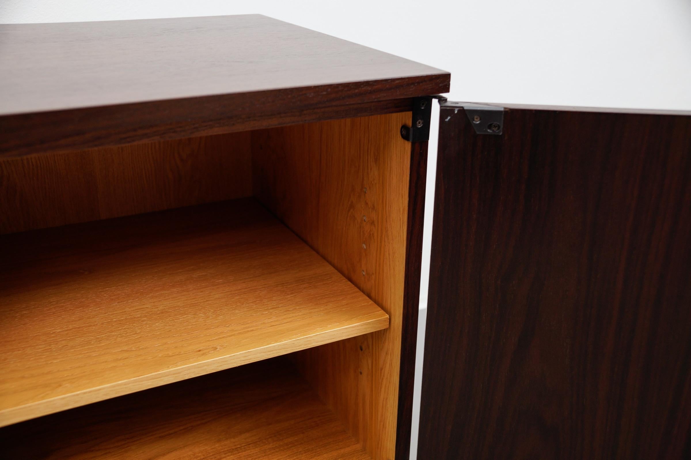 Rarísimo Aparador Florence Knoll Corto Wenge de Knoll International, años 60 en venta 6