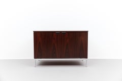 Rarísimo Aparador Florence Knoll Corto Wenge de Knoll International, años 60