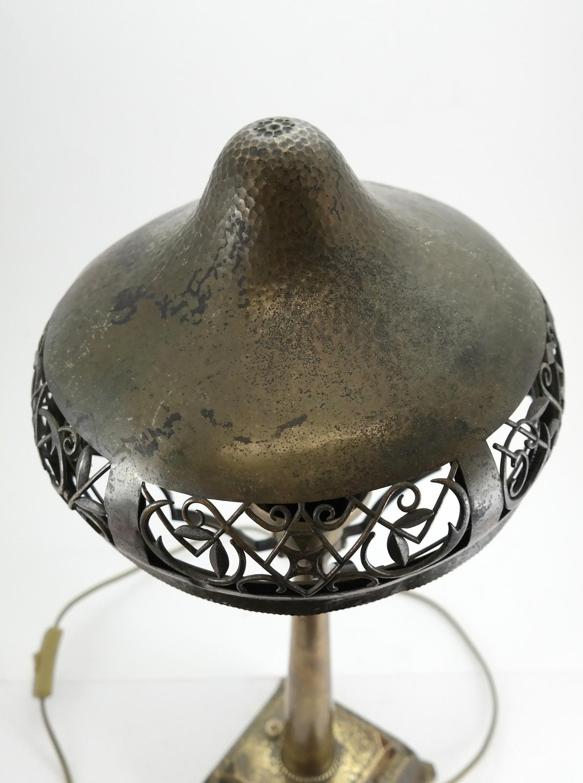 Very Rare Signed Art Deco Brass Table Lamp, 1930 3