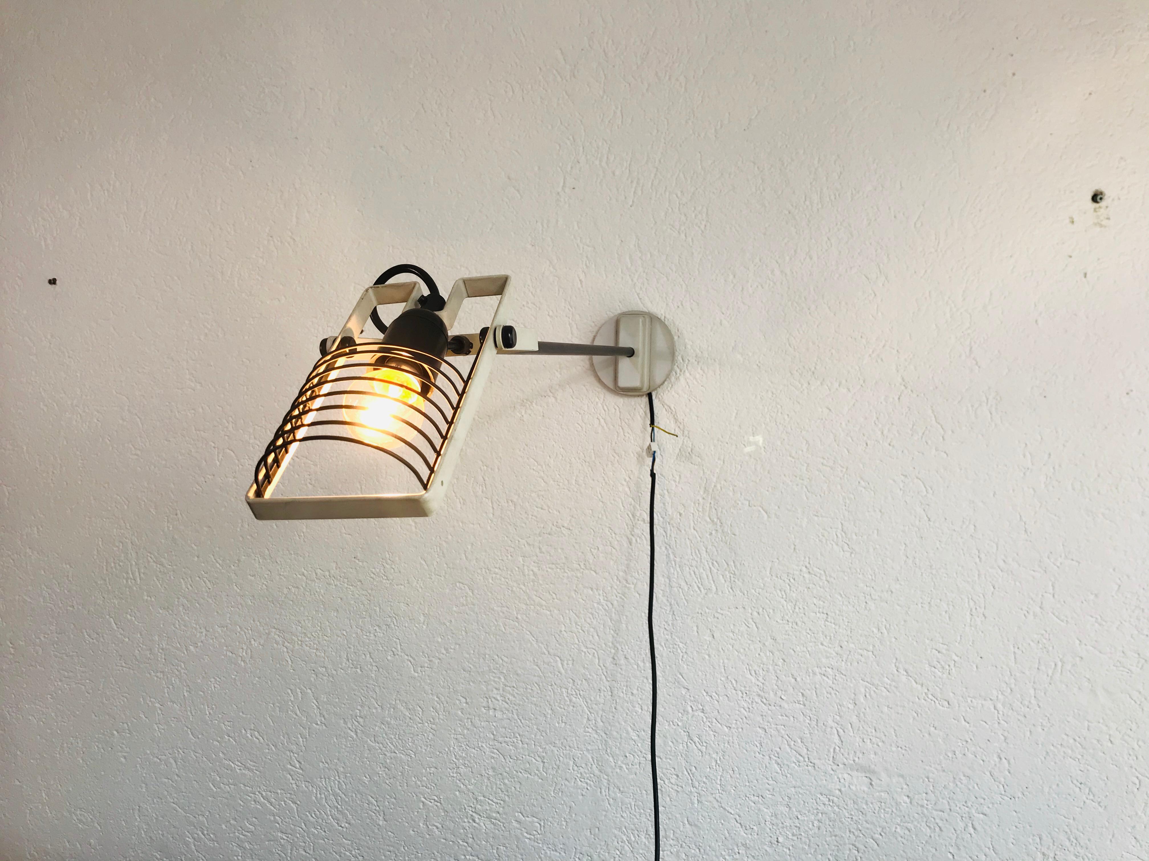 Post-Modern Very Rare Sintesi Wall Lamp by Ernesto Gismondi for Artemide, Italy, 1970s For Sale